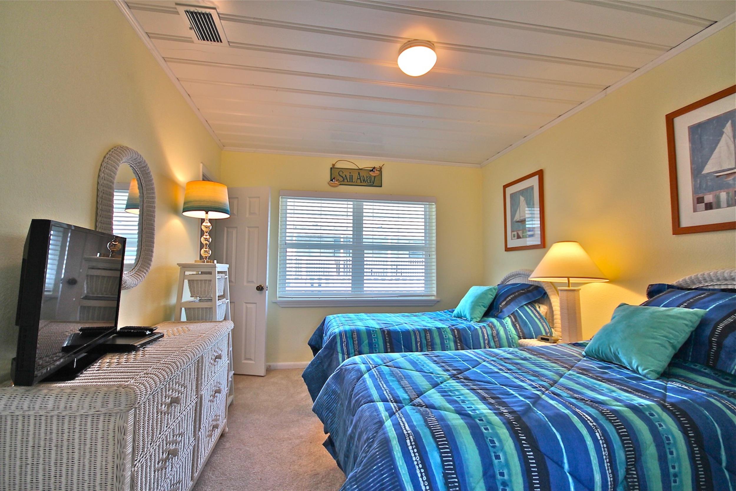 BID-A-WEE Beach - Residential