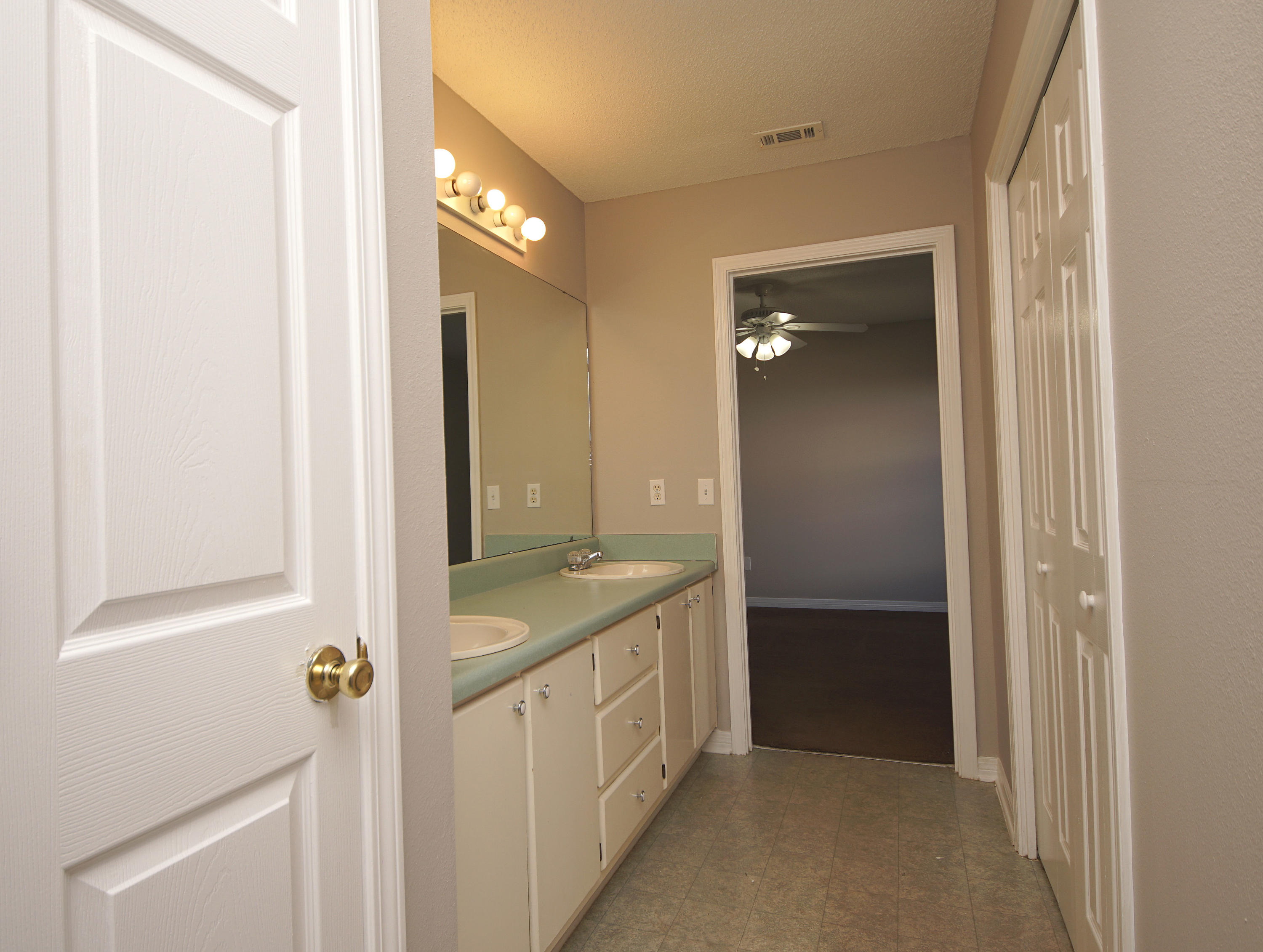 VICTORIA PARK - Residential