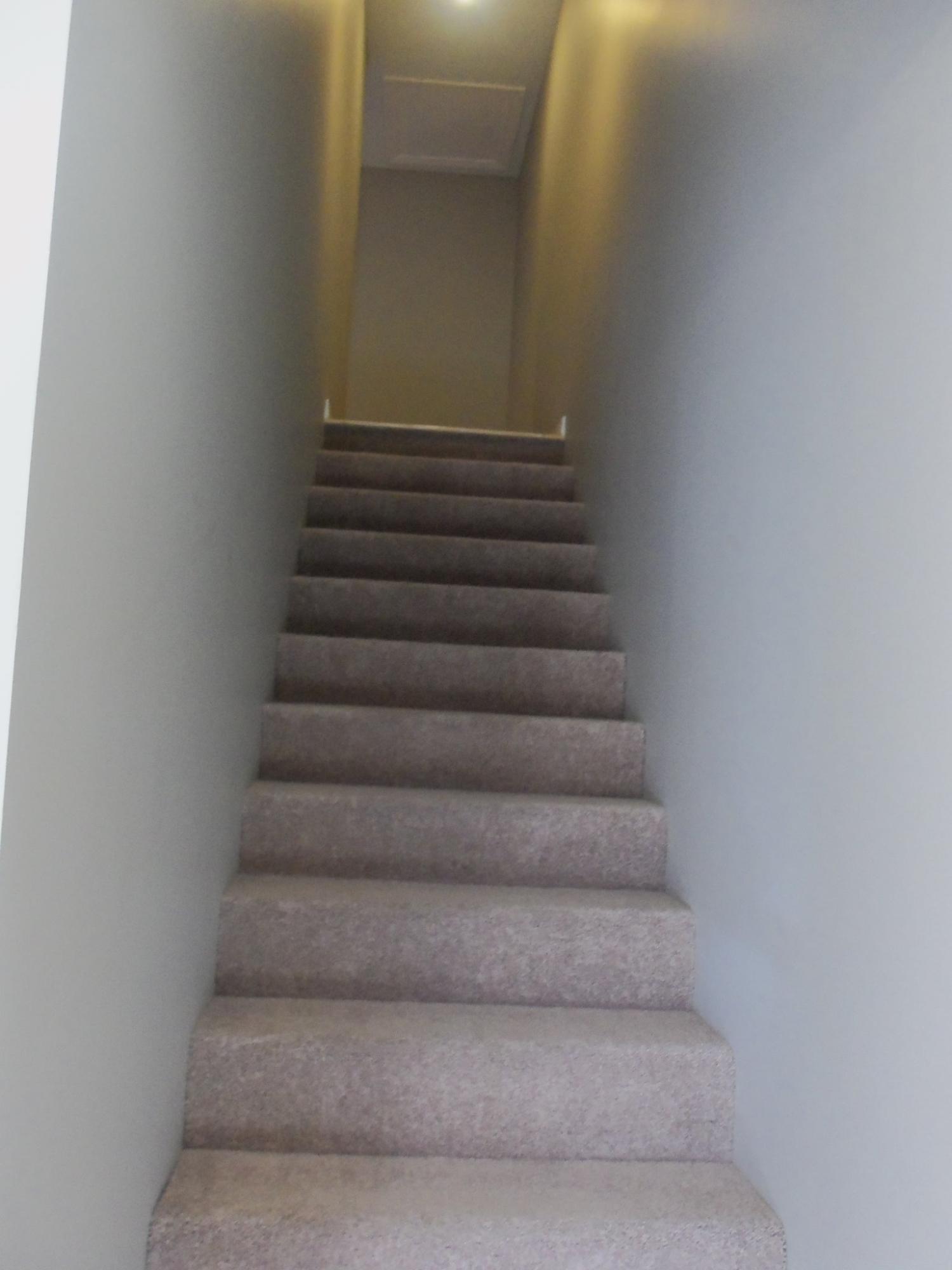 WHISPERING OAKS - Residential Lease