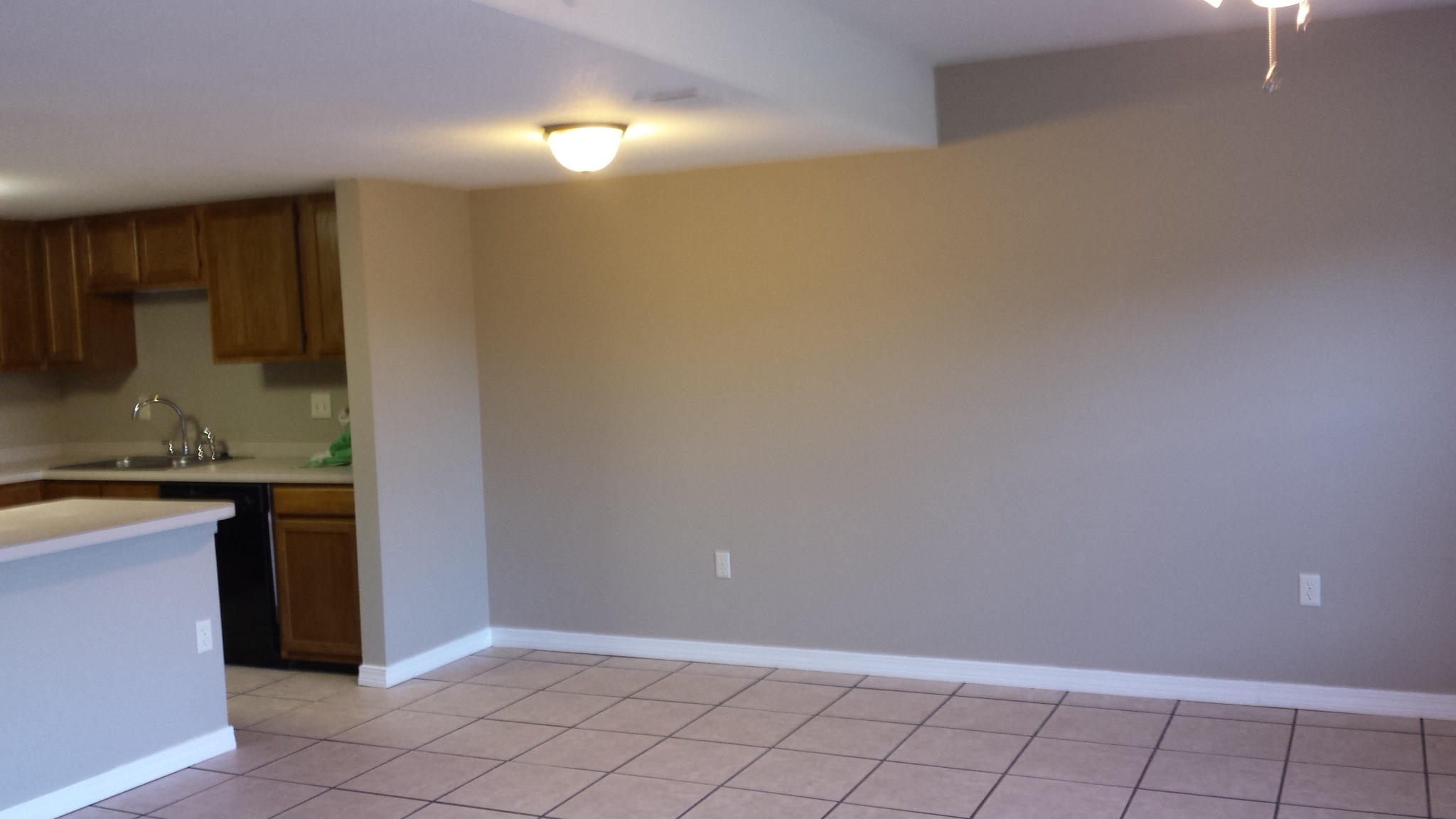 WHISPERING OAKS - Residential Lease