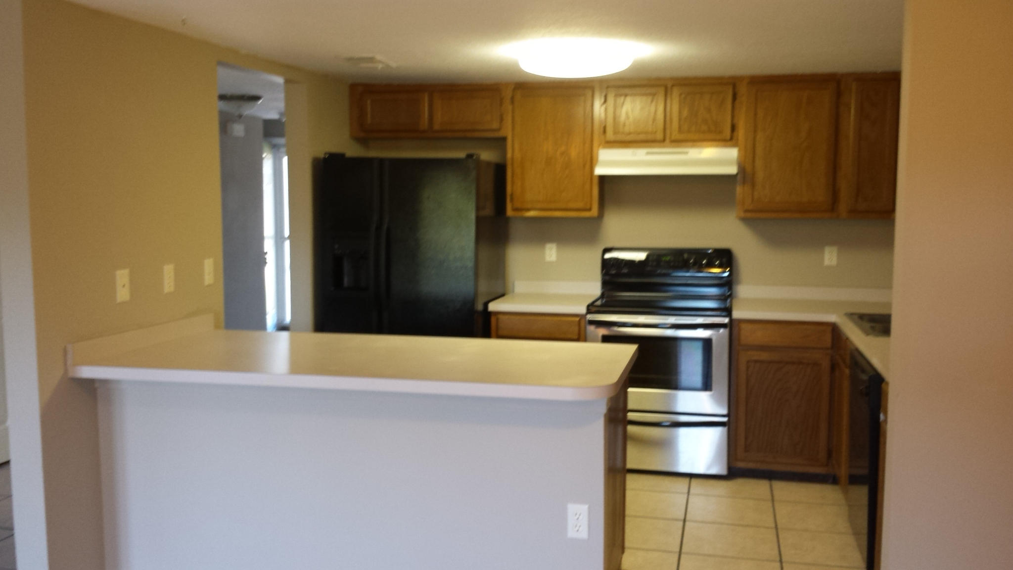 WHISPERING OAKS - Residential Lease