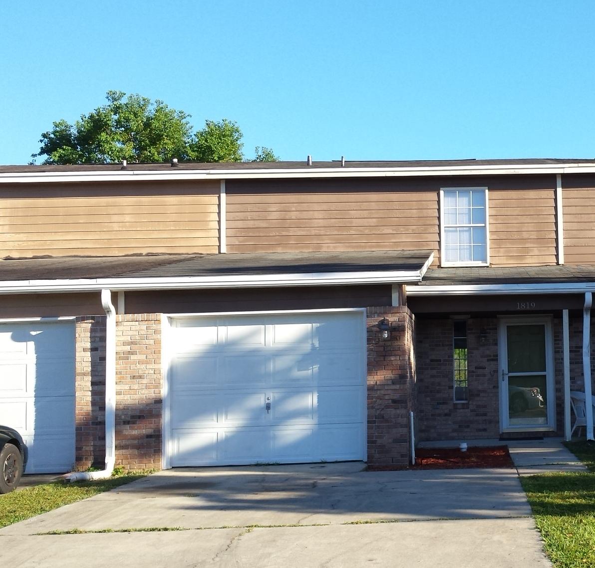 WHISPERING OAKS - Residential Lease