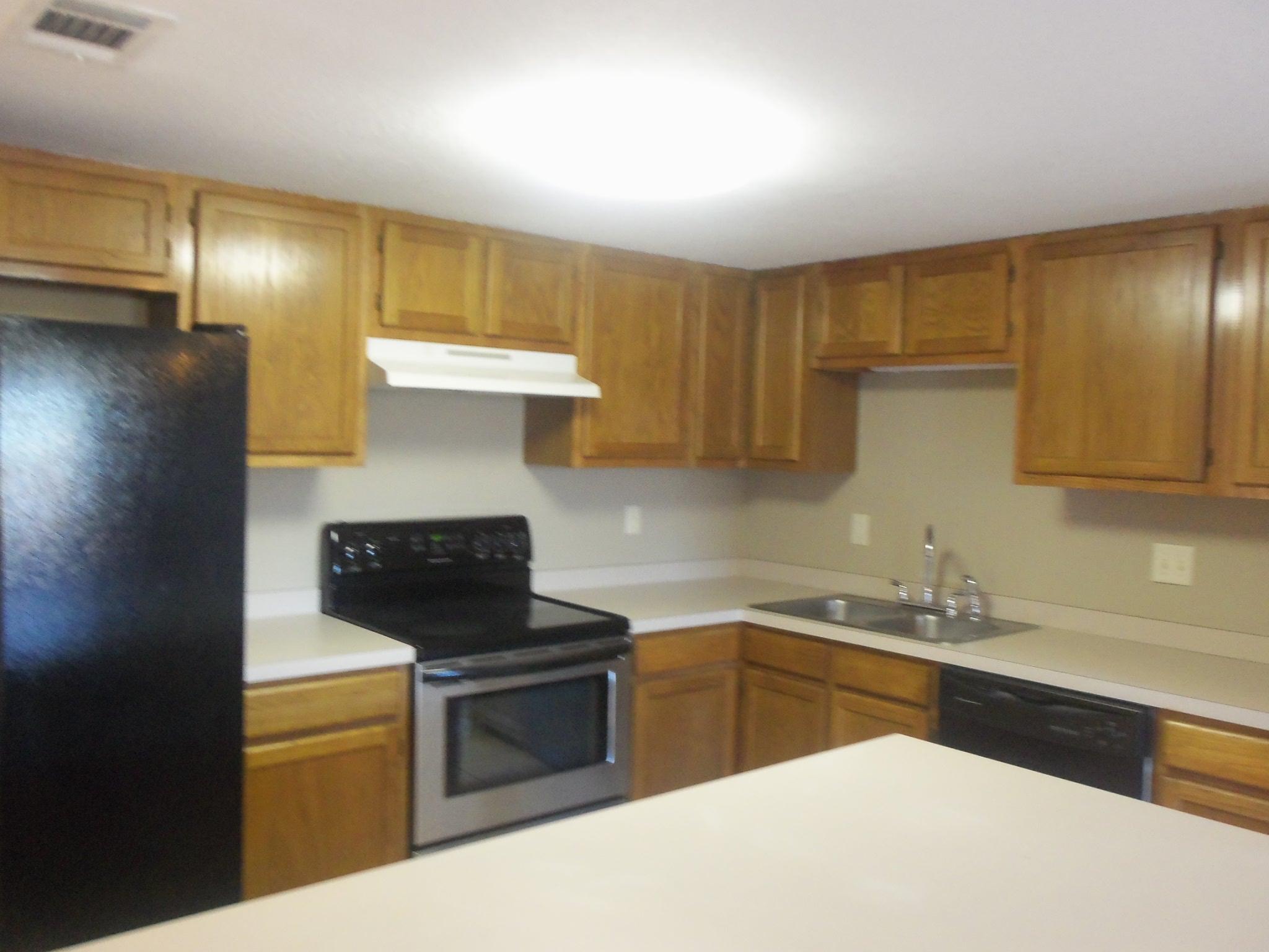 WHISPERING OAKS - Residential Lease