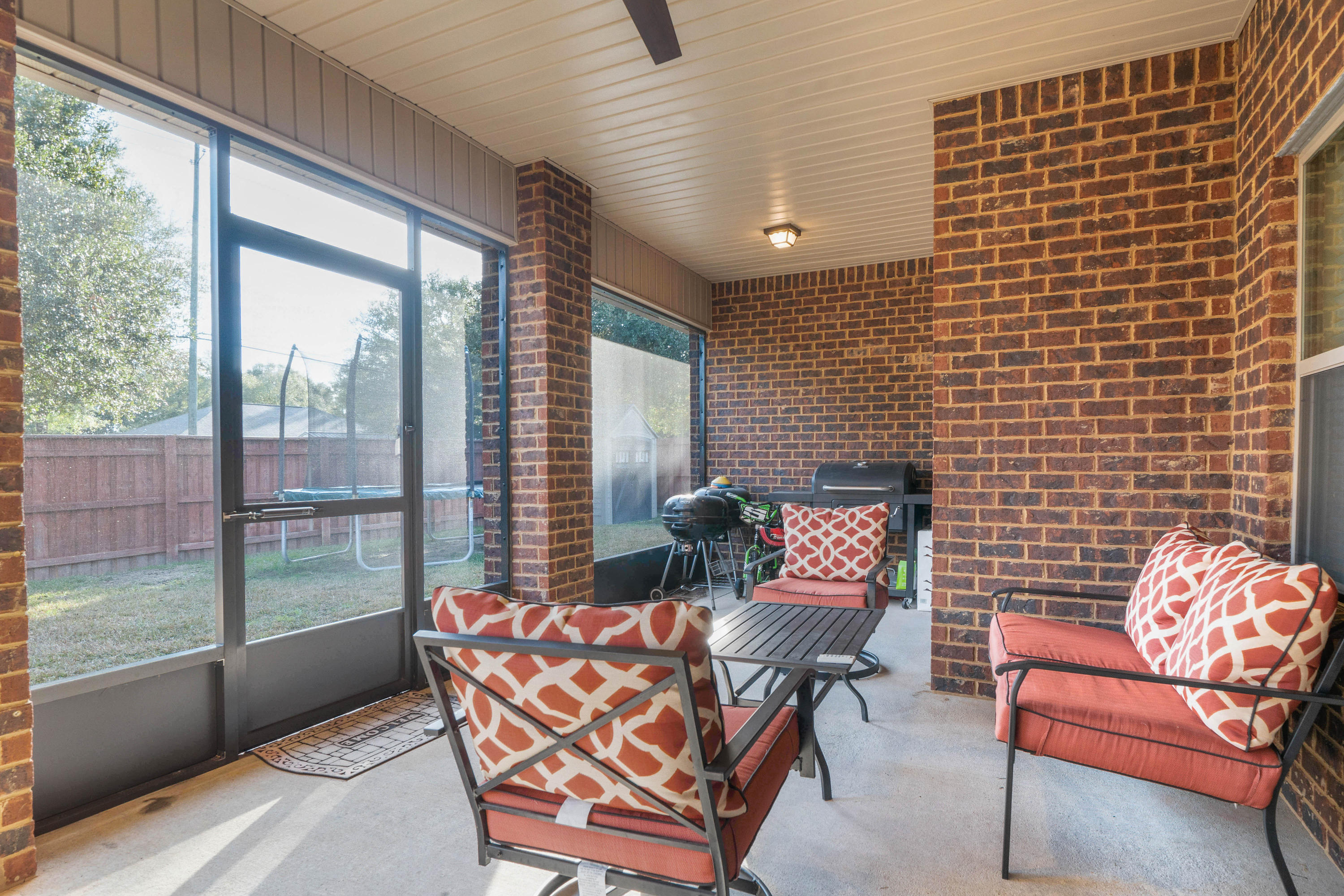 LIBERTY OAKS - Residential