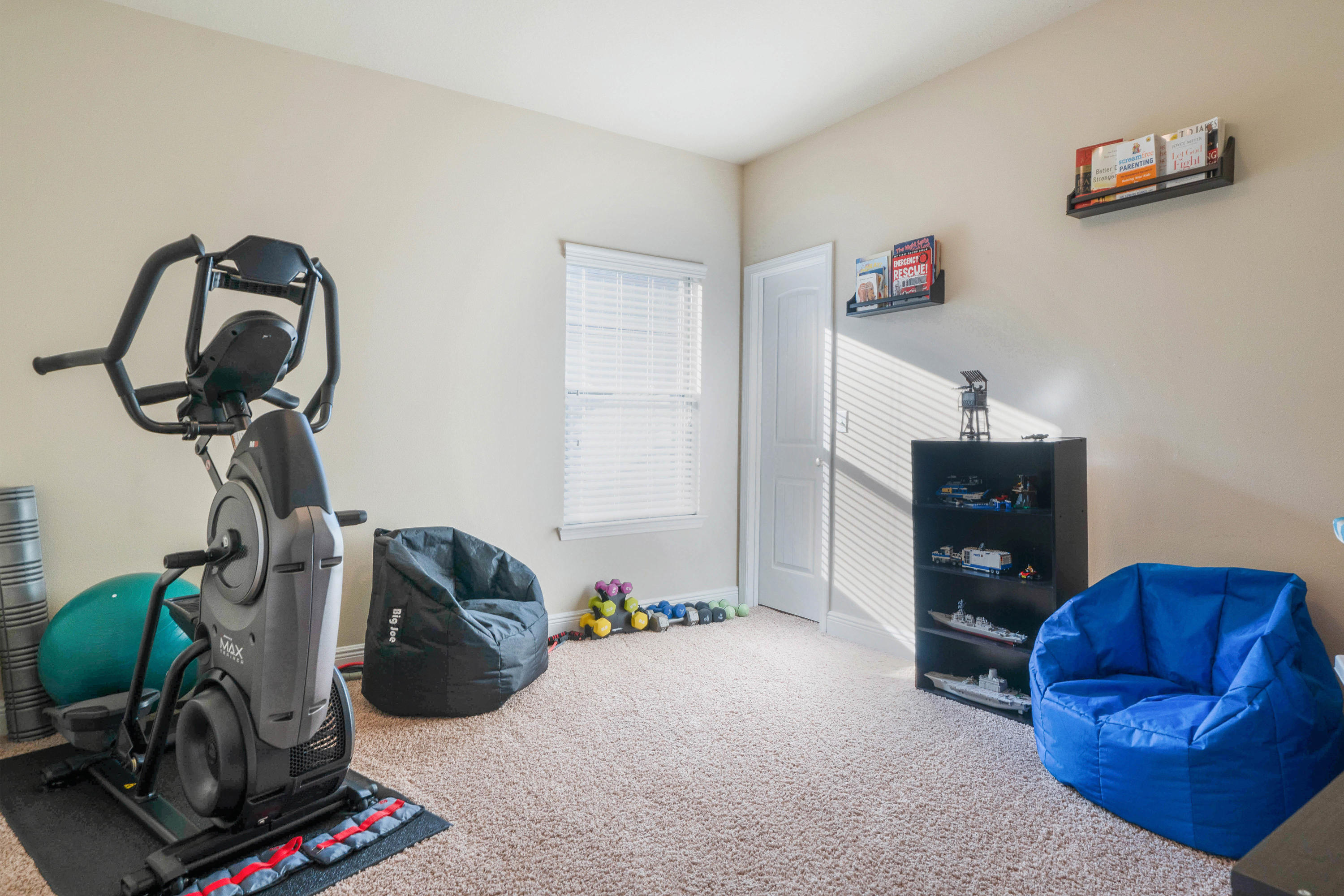 LIBERTY OAKS - Residential