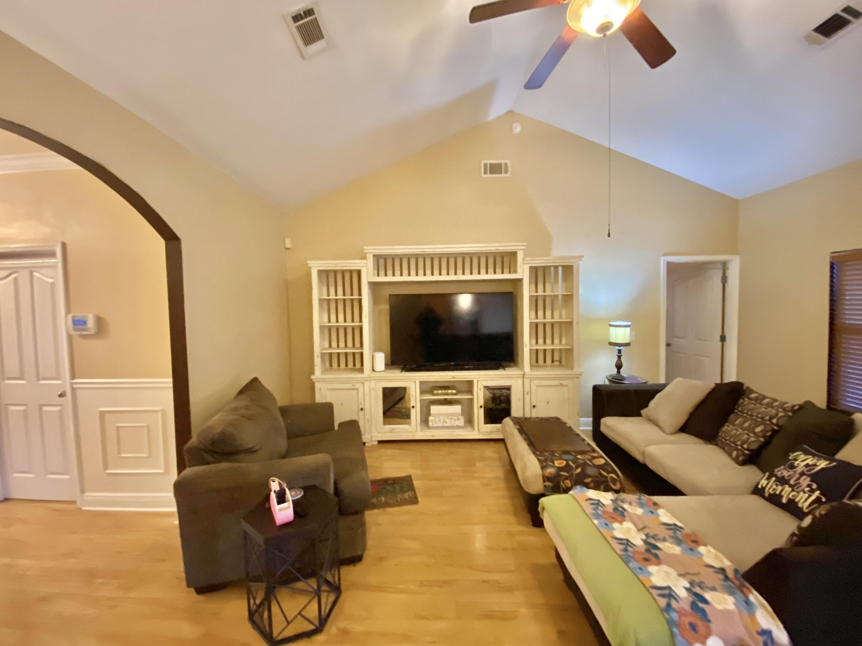 ROLLING RIDGE S/D - Residential