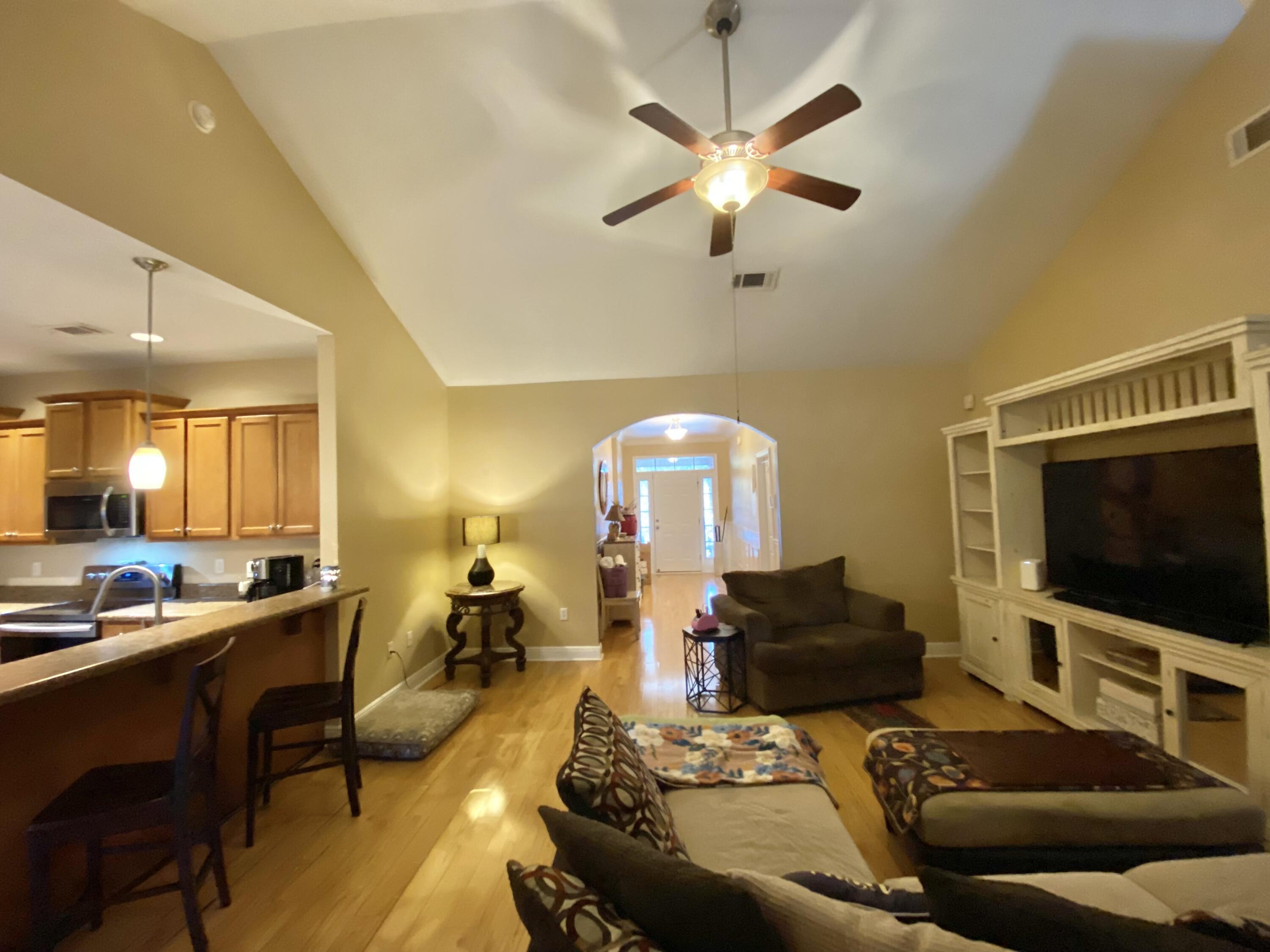 ROLLING RIDGE S/D - Residential