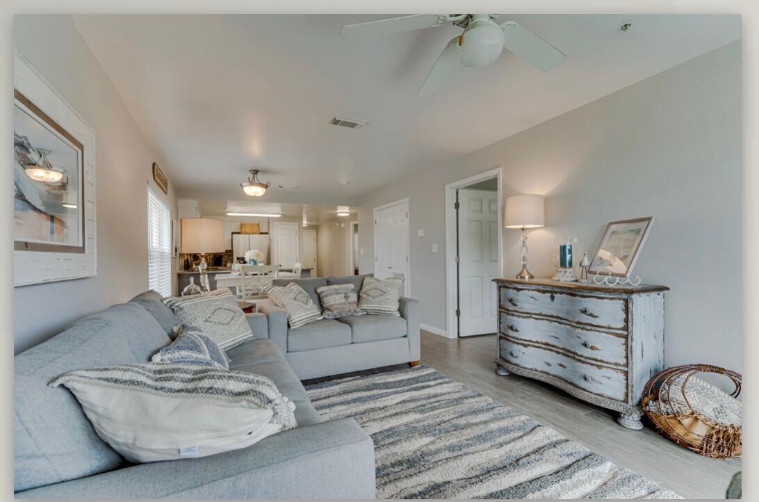 CIBONEY CONDO - Residential