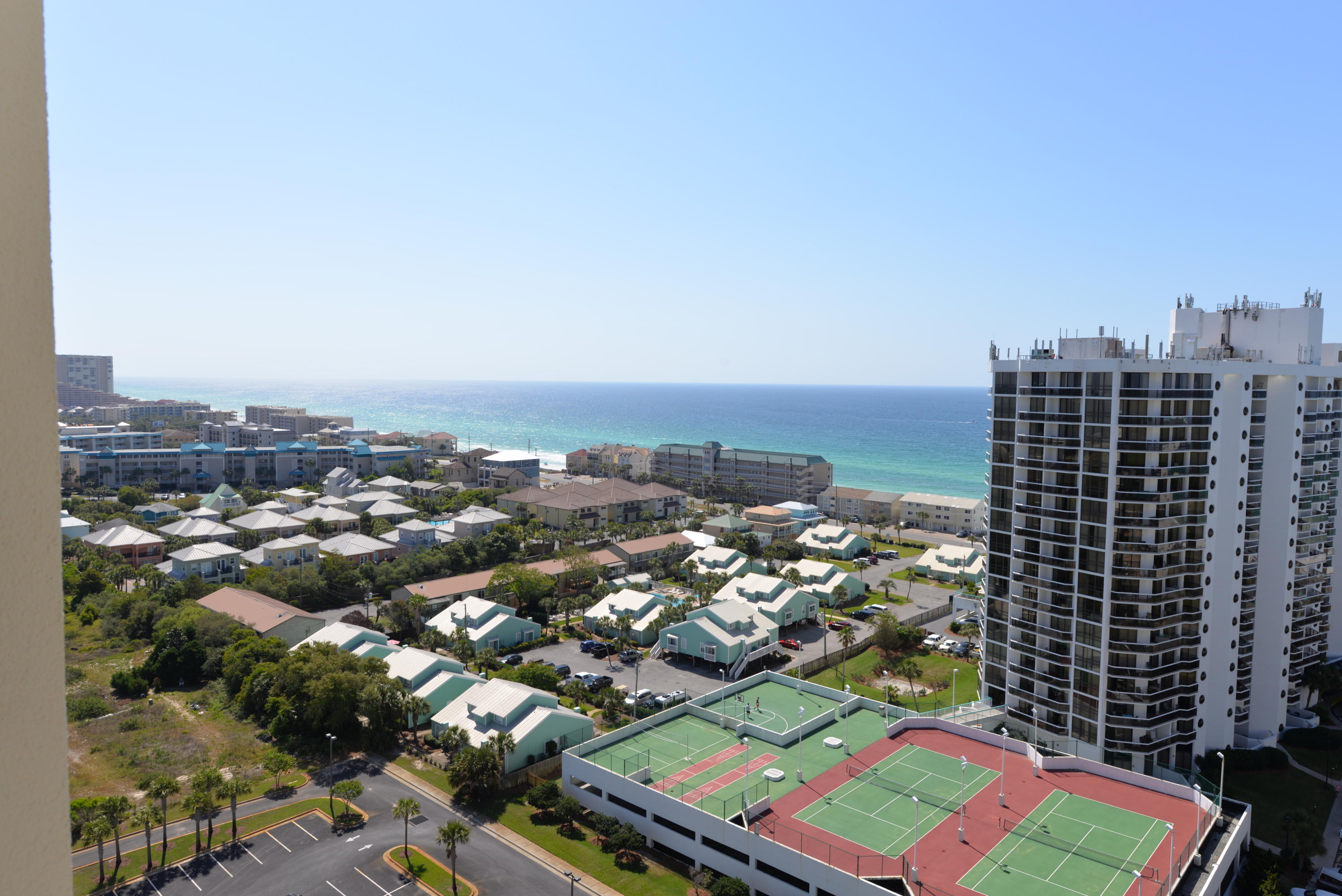 ARIEL DUNES - Residential