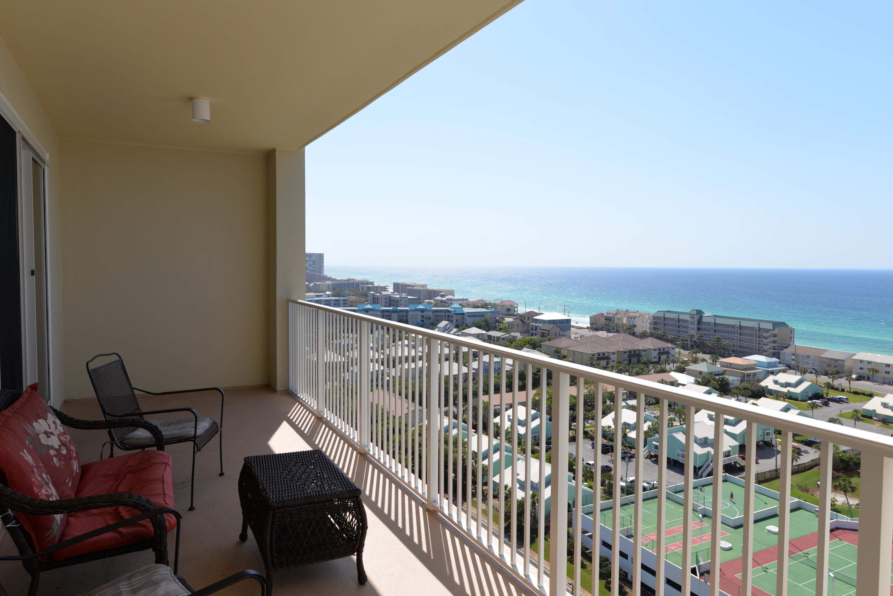 ARIEL DUNES - Residential