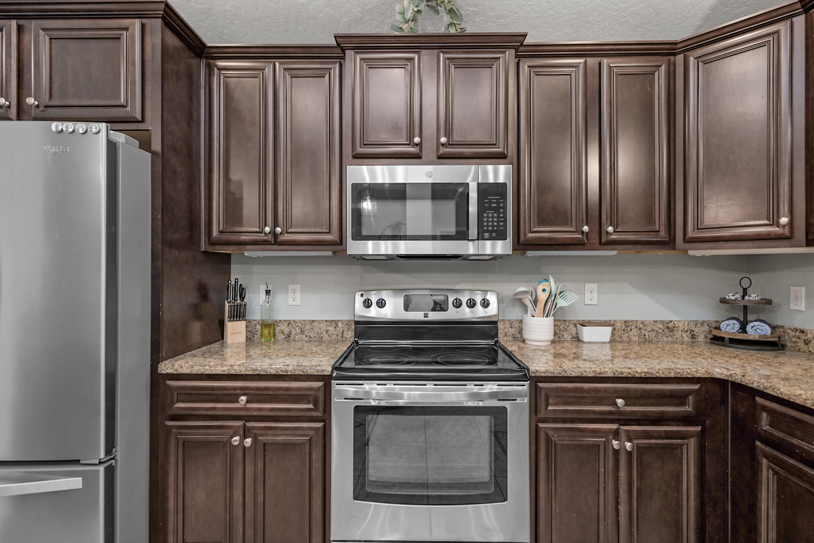 COTTAGES AT EAST RIVER - Residential