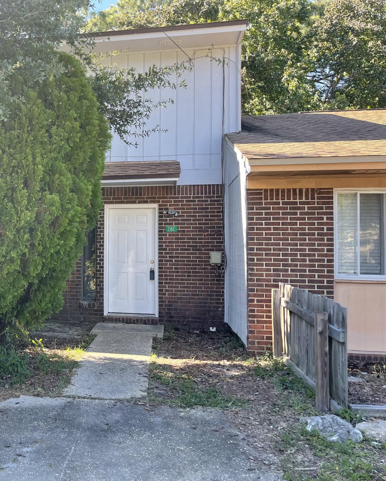 CAPE CASA T/H - Residential