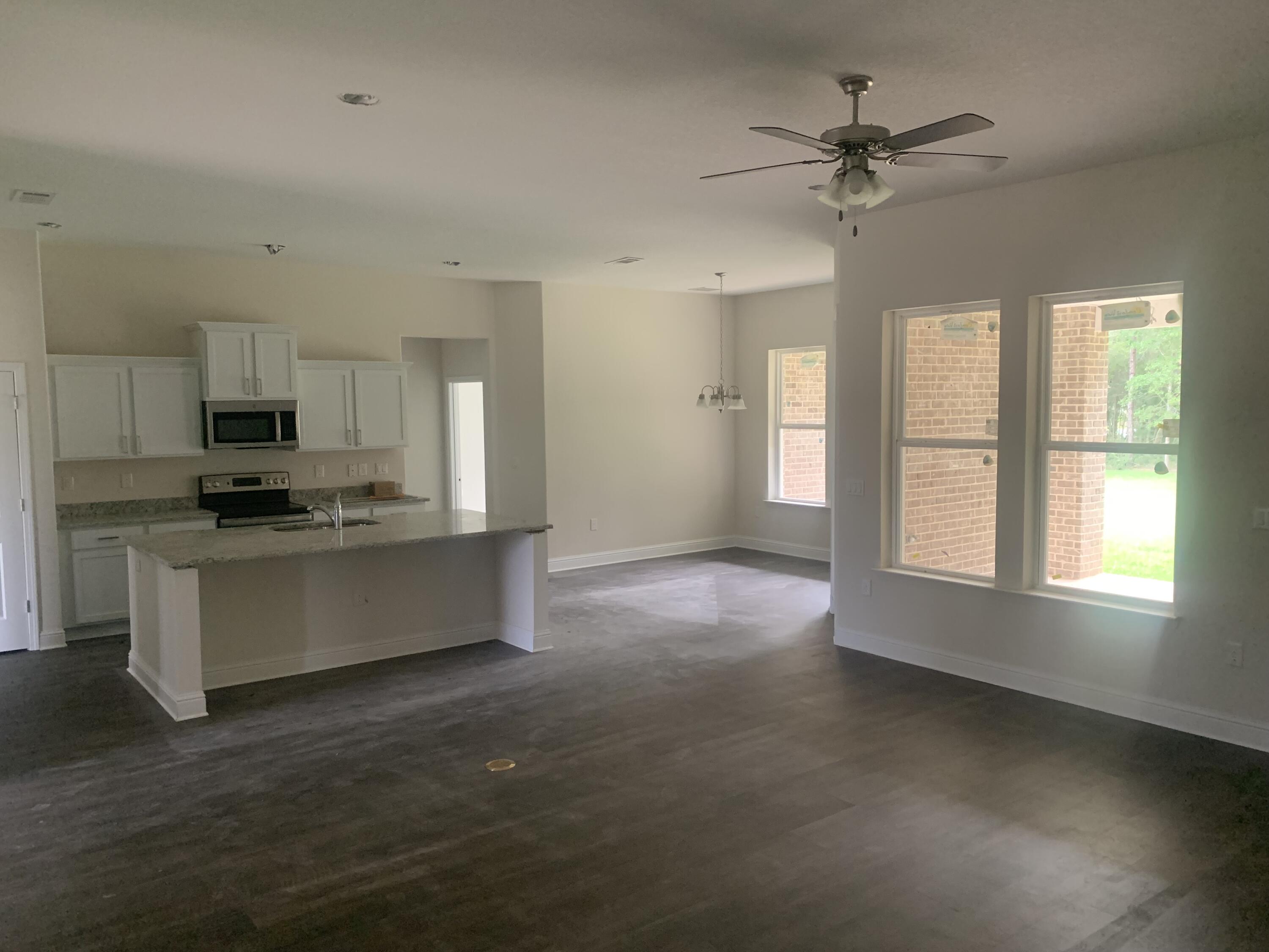 NAVARRE 2ND ADDITION - Residential