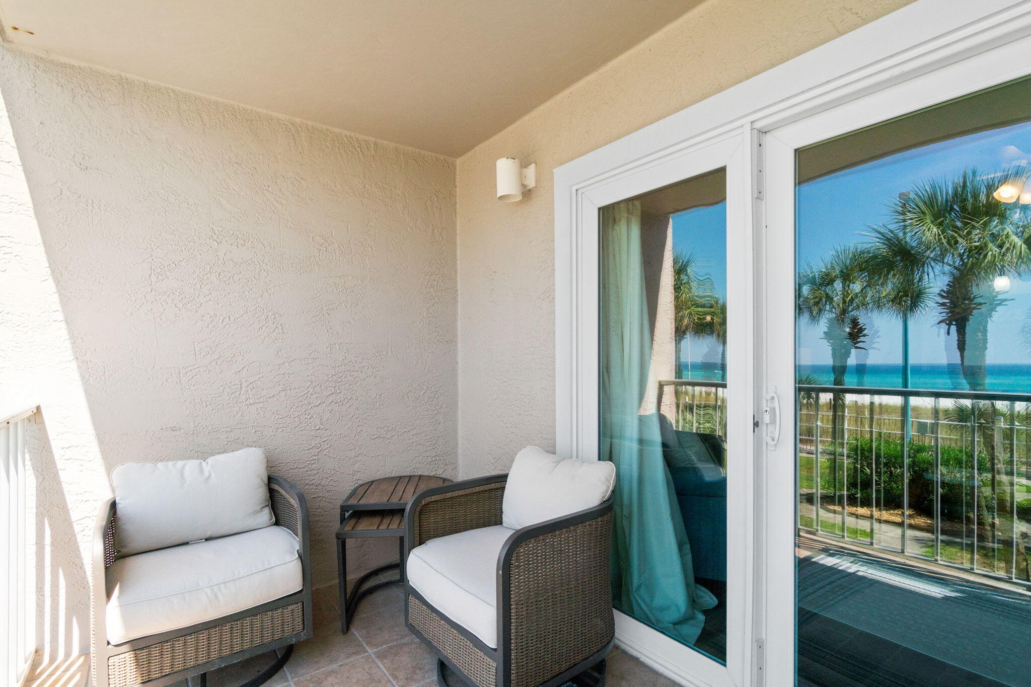 SUMMIT CONDOMINIUM, THE - Residential