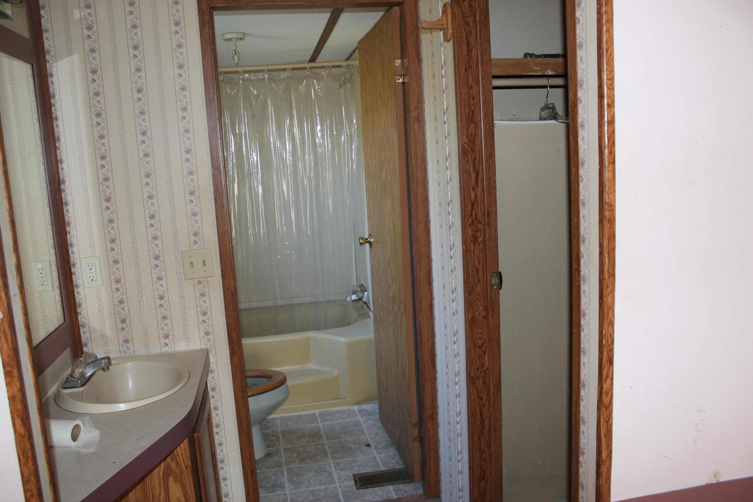 FAIRVIEW ADDN TO LAUREL HILL - Land