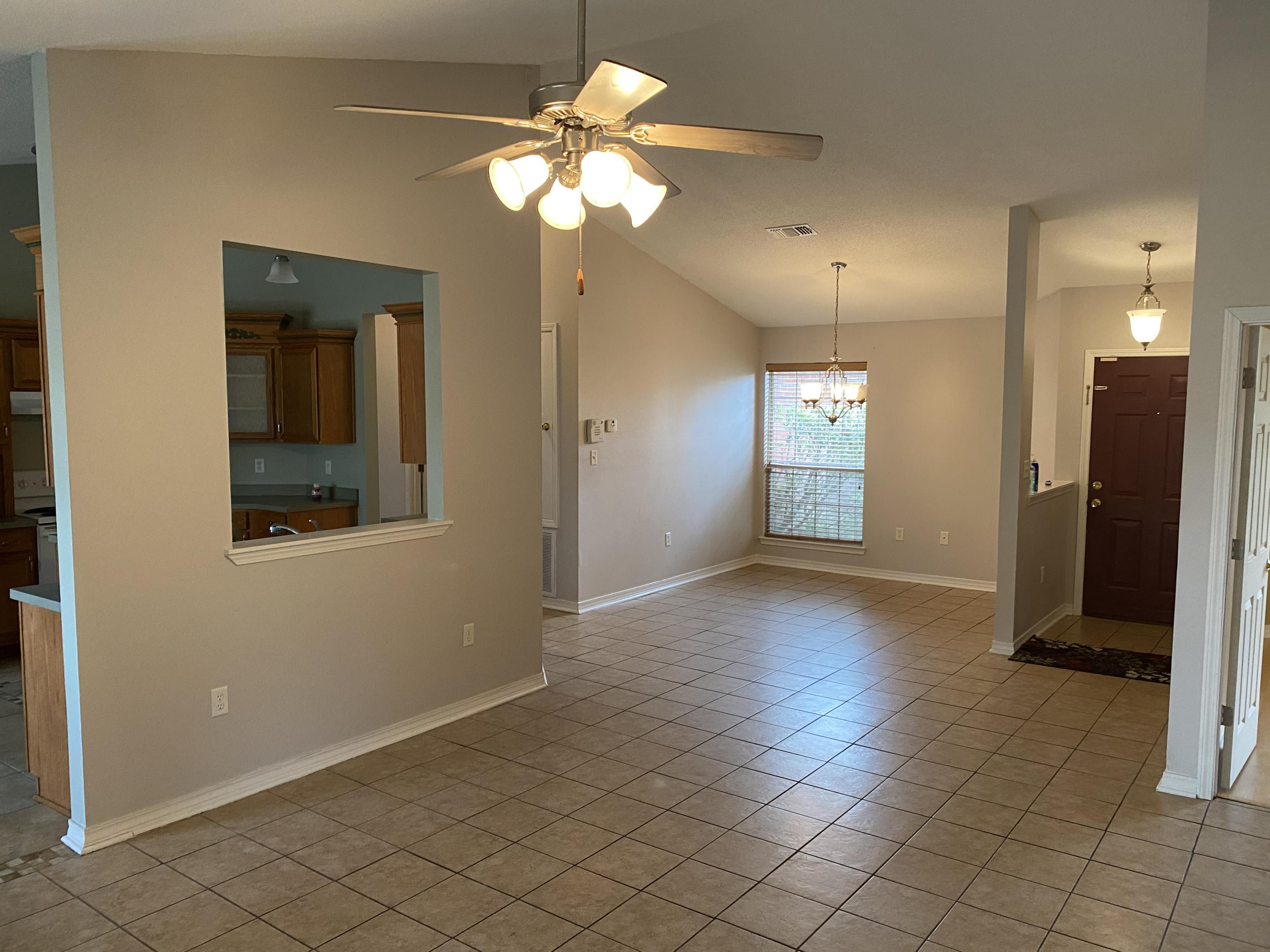 ASHBERRY WOODS - Residential