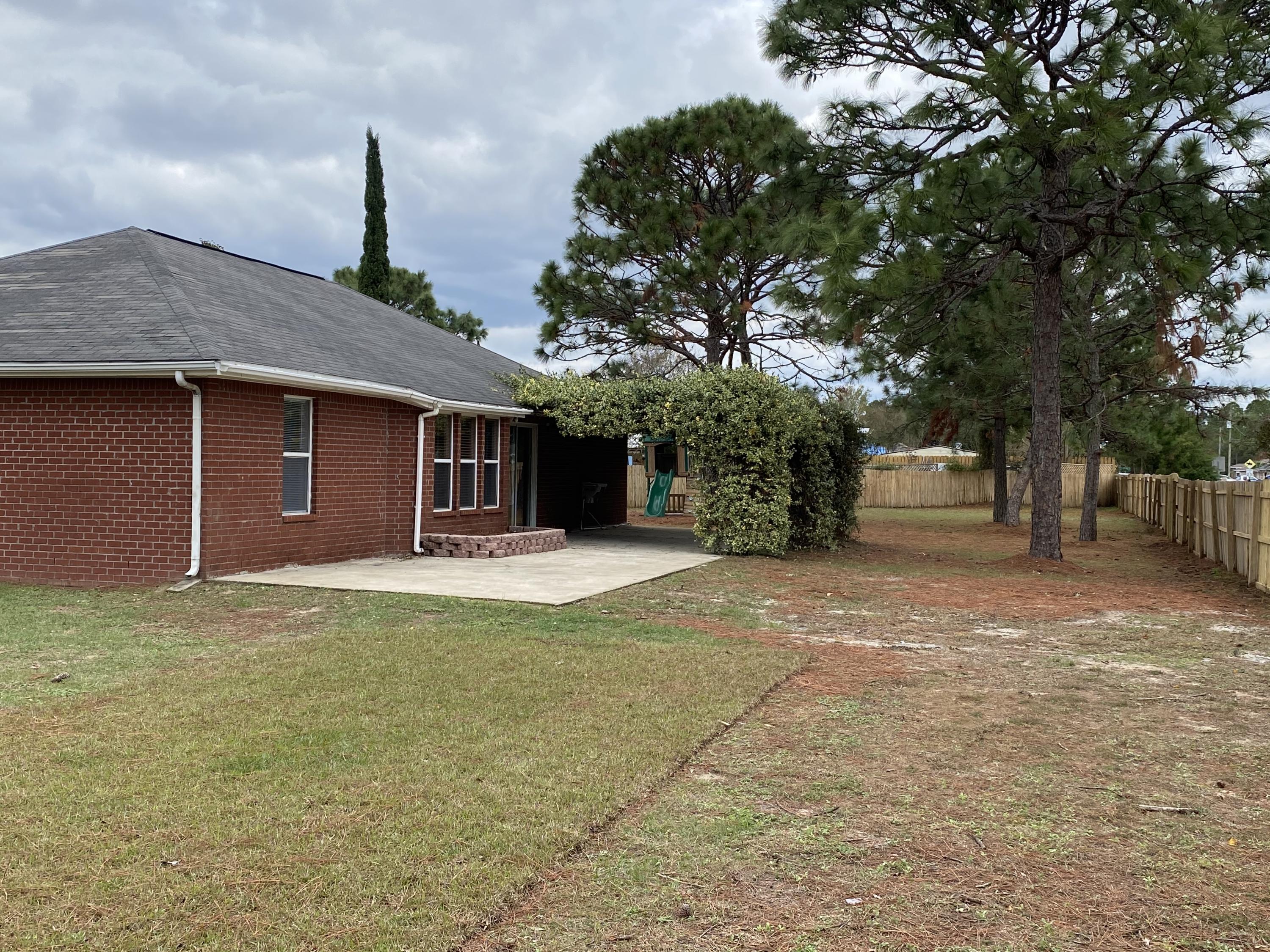 ASHBERRY WOODS - Residential