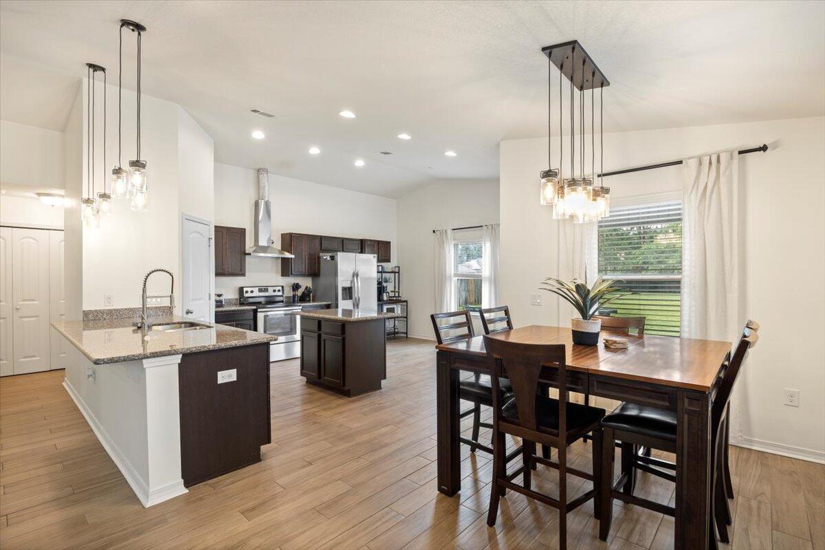 NAVARRE S/D 2ND ADDN - Residential