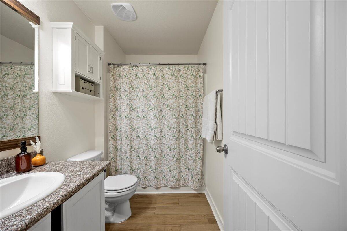 NAVARRE S/D 2ND ADDN - Residential