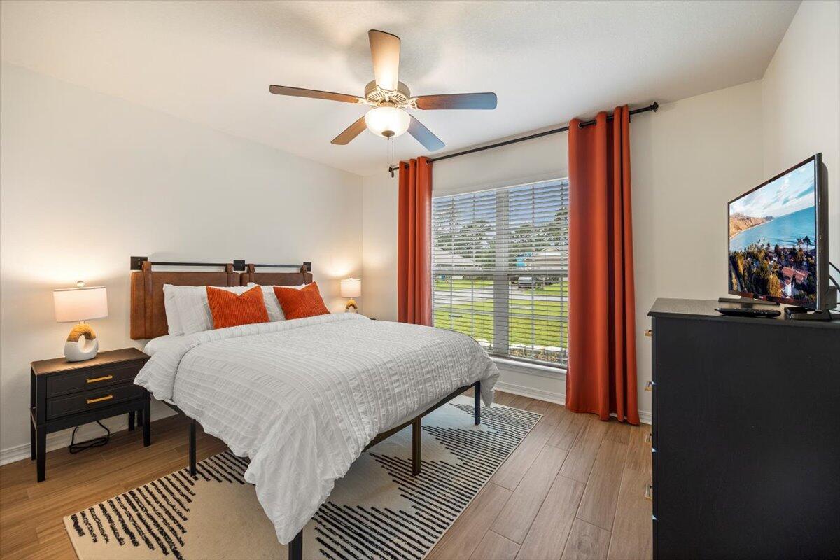 NAVARRE S/D 2ND ADDN - Residential