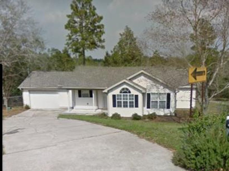 Great house south of I-10.