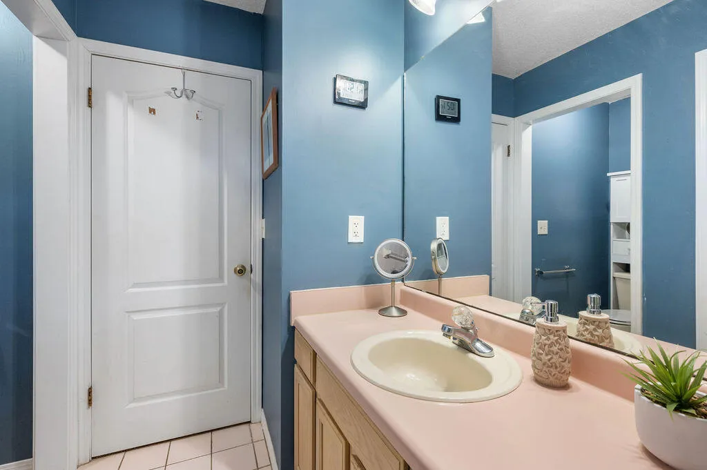 Niceville, Florida 32578, United States, 3 Bedrooms Bedrooms, ,2 BathroomsBathrooms,Residential,Pending,100371