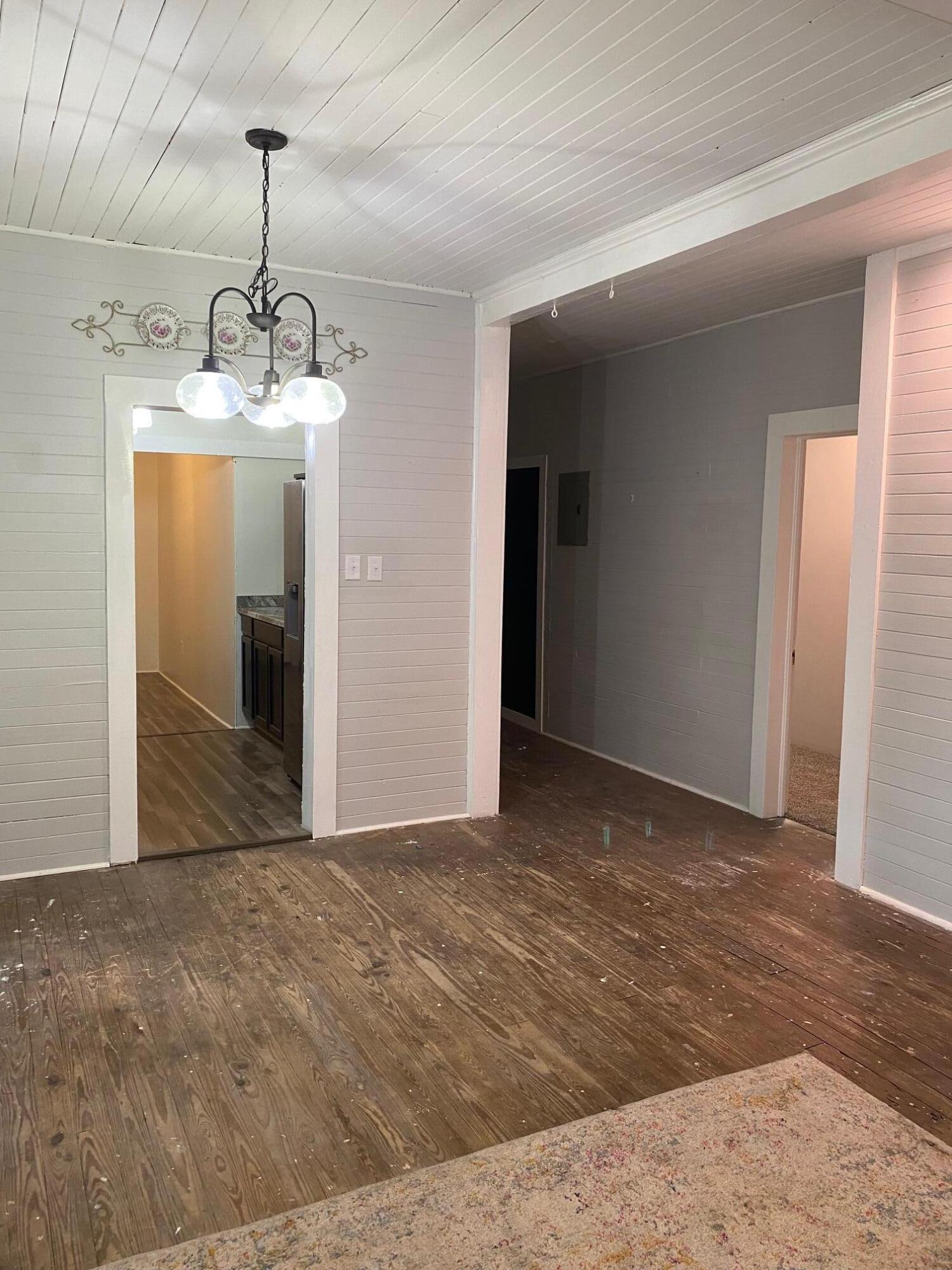 TOWN OF DEFUNIAK SPRINGS - Residential