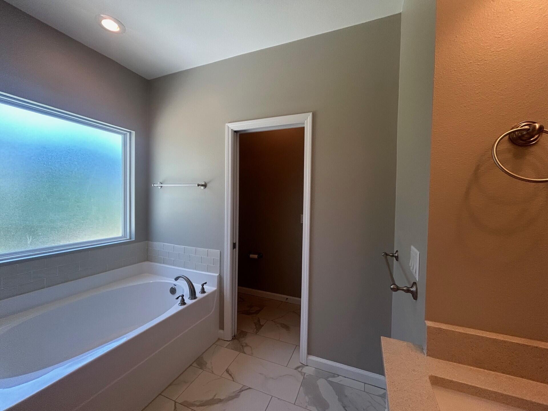 METES & BOUNDS - Residential Lease