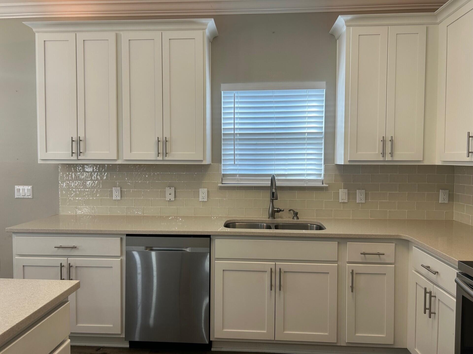 METES & BOUNDS - Residential Lease