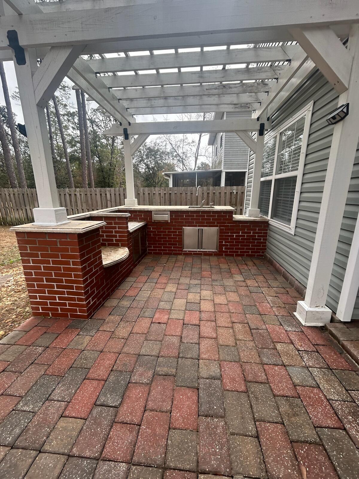 METES & BOUNDS - Residential Lease
