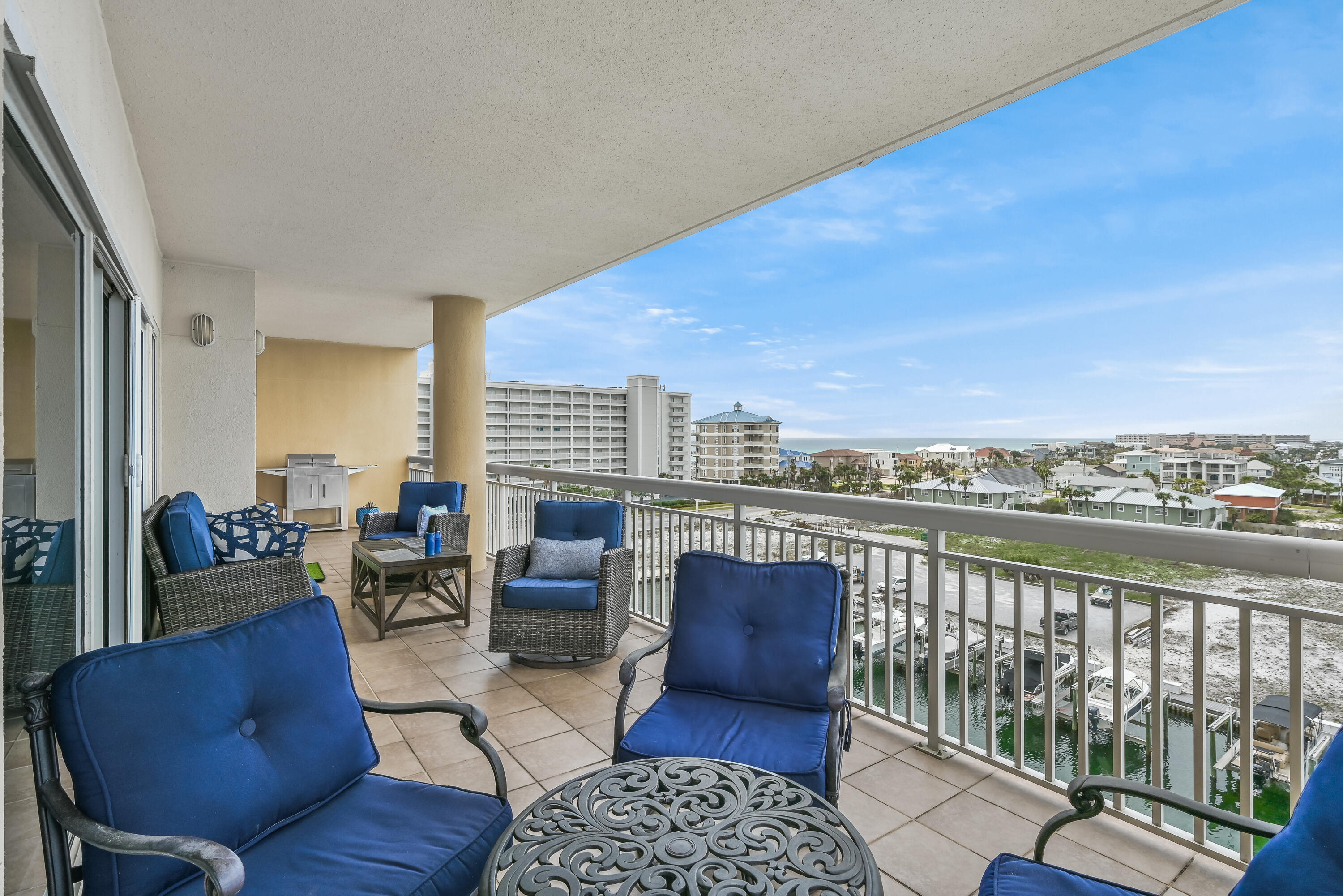 HARBOR LANDING - Residential