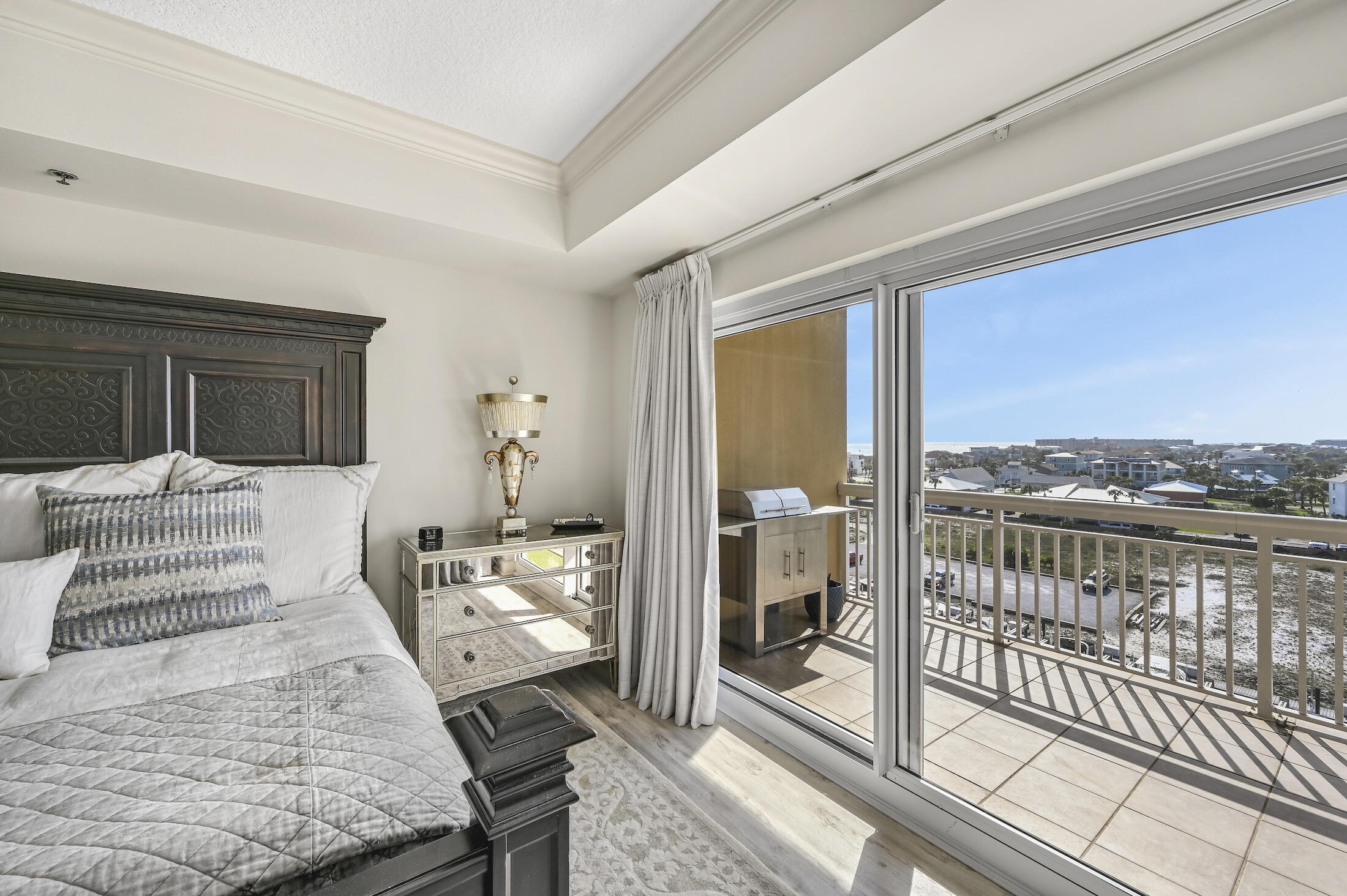 HARBOR LANDING - Residential