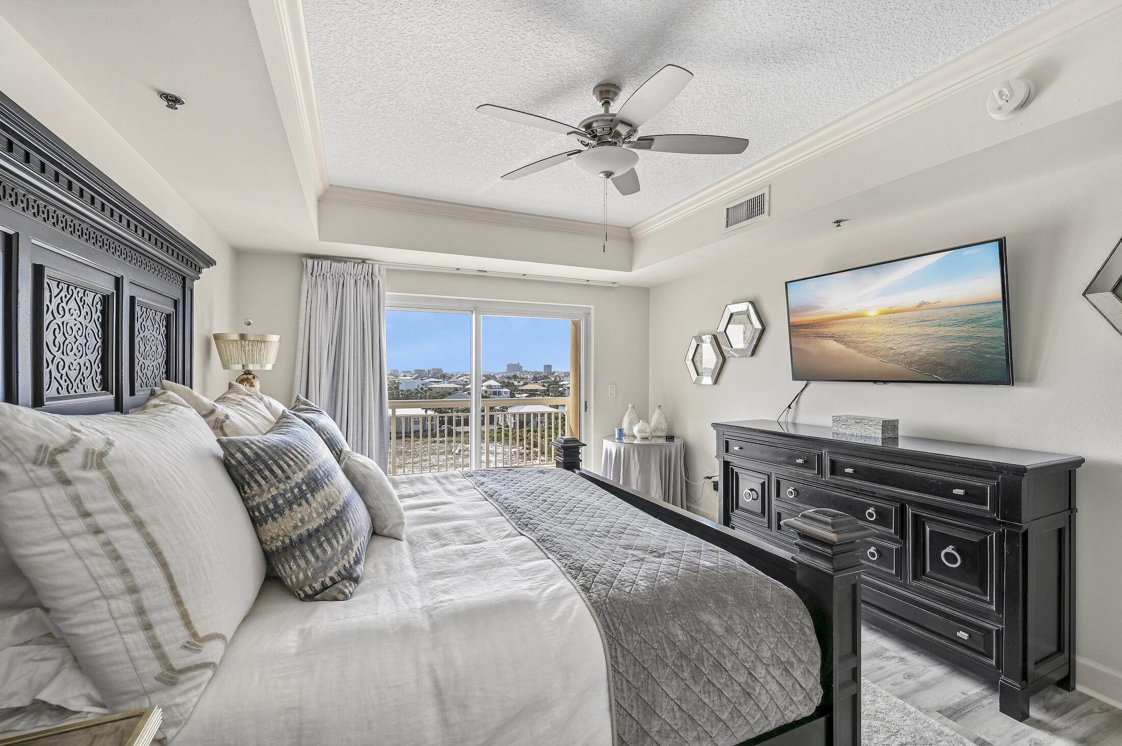 HARBOR LANDING - Residential