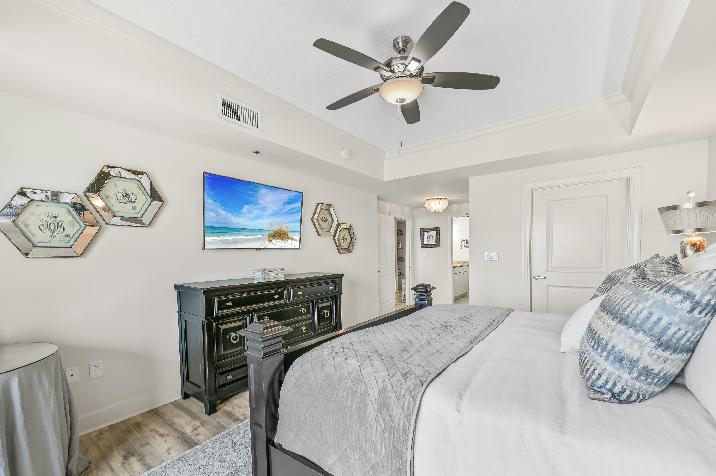 HARBOR LANDING - Residential