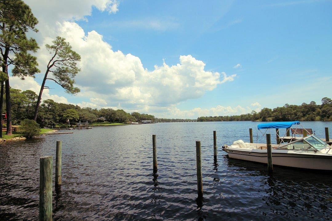 HIDDEN COVE T/H - Residential