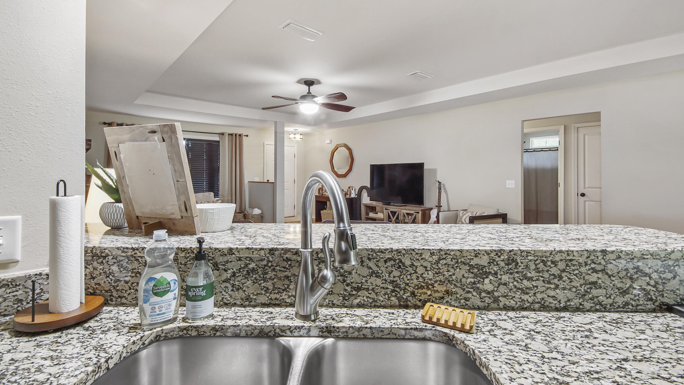 HUNTERS RIDGE - Residential