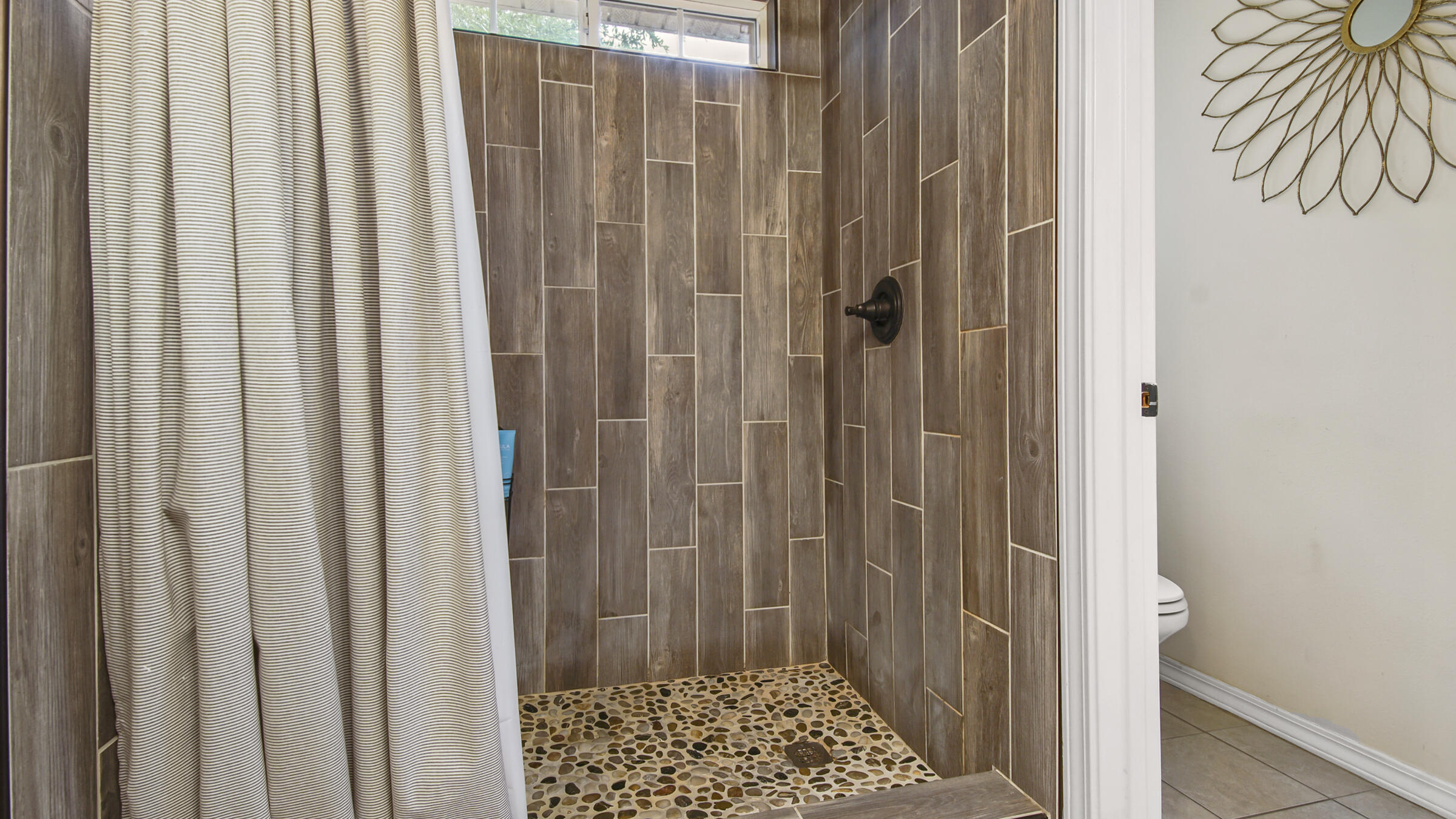 HUNTERS RIDGE - Residential