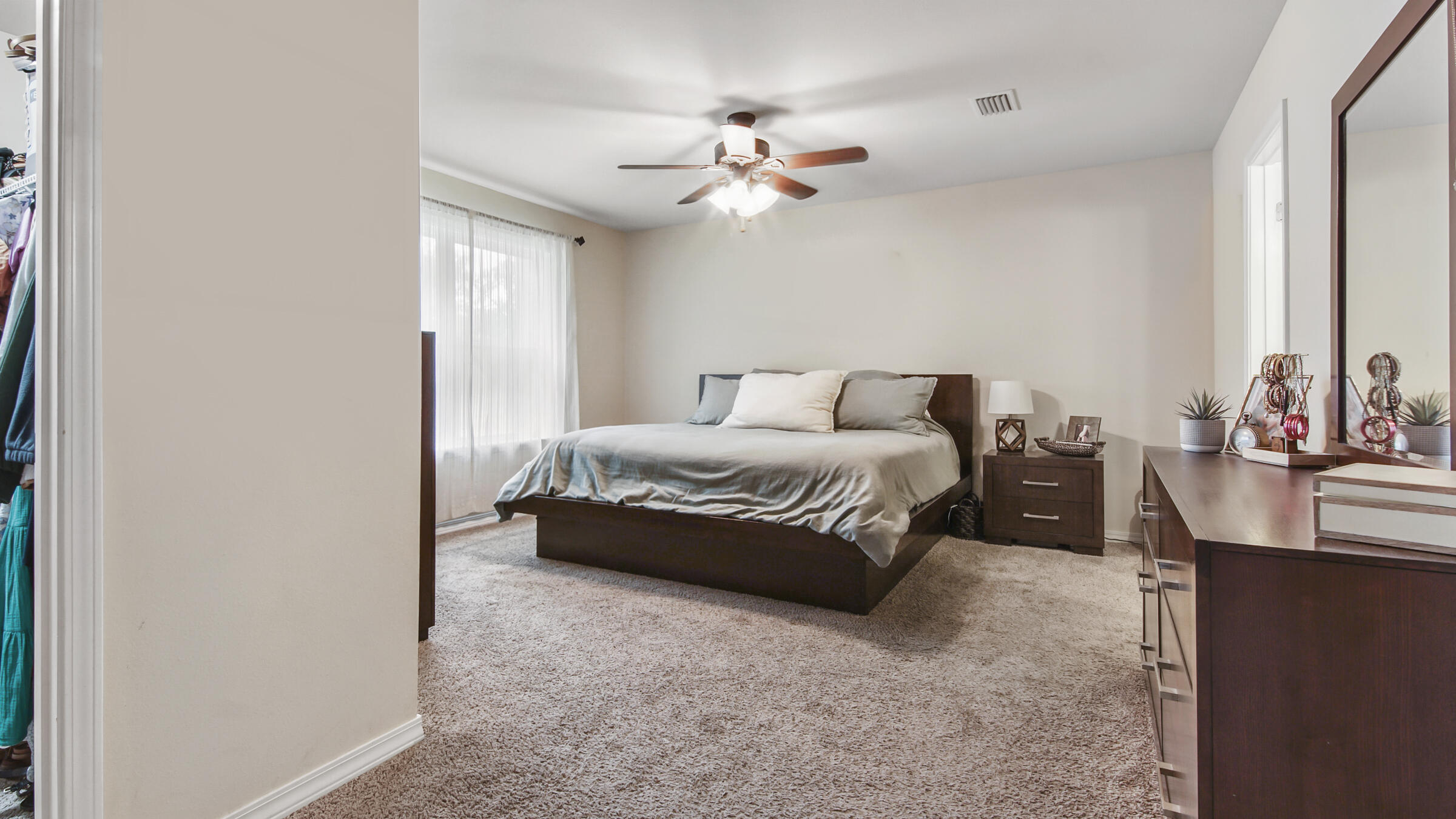 HUNTERS RIDGE - Residential