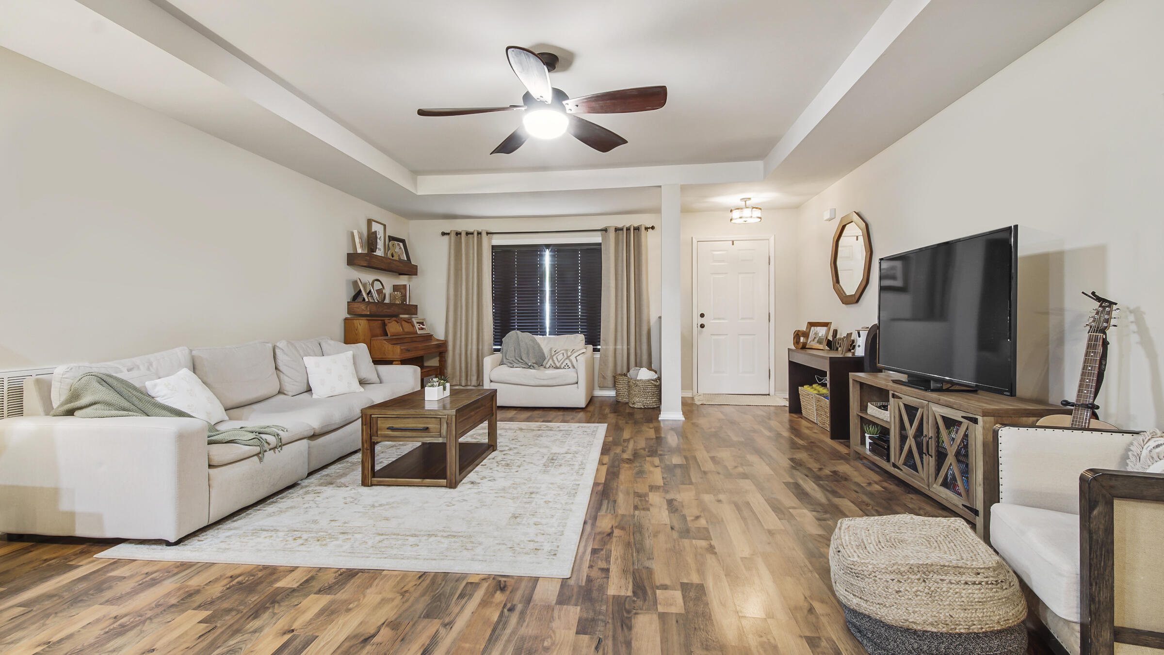 HUNTERS RIDGE - Residential