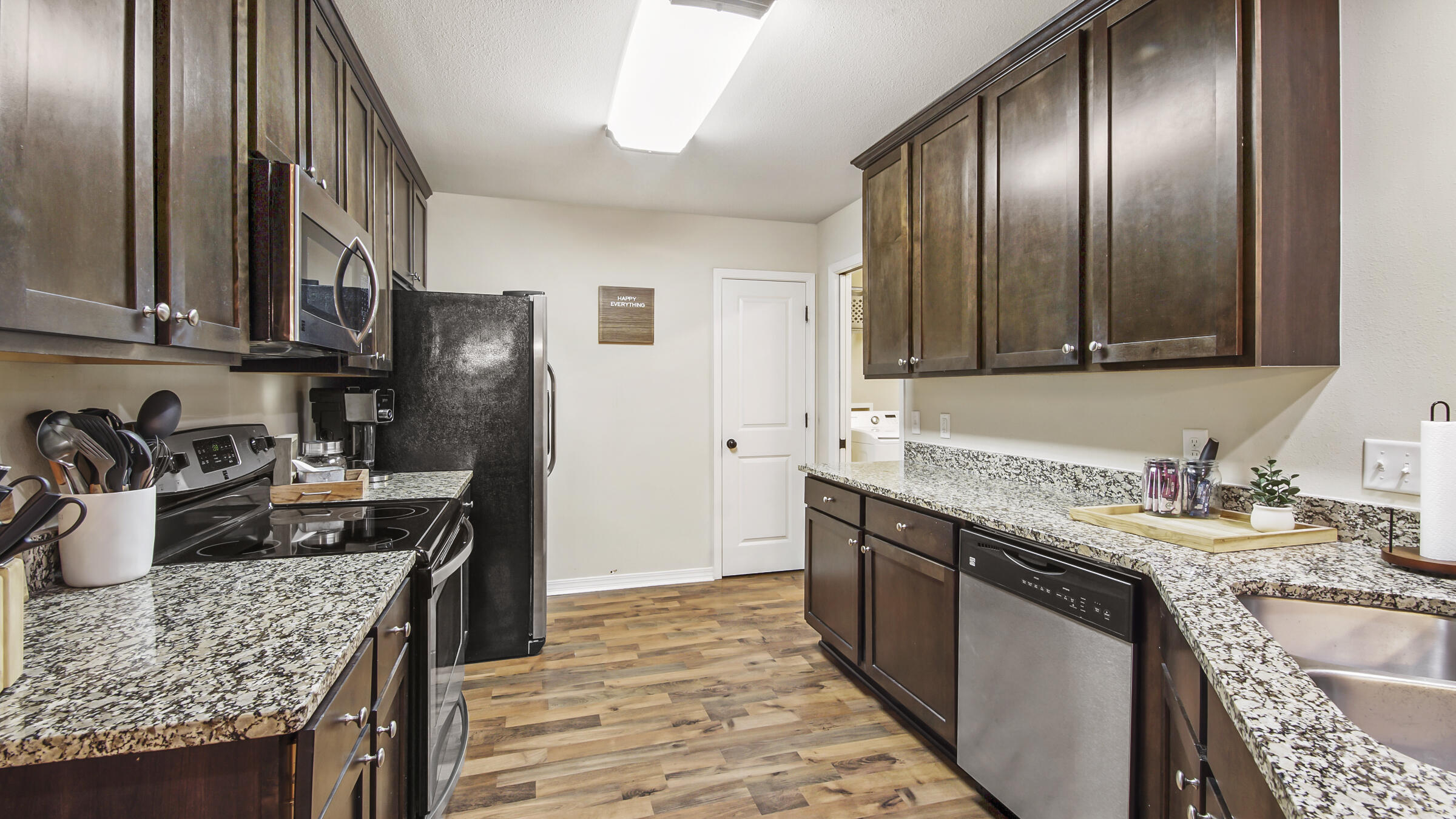 HUNTERS RIDGE - Residential