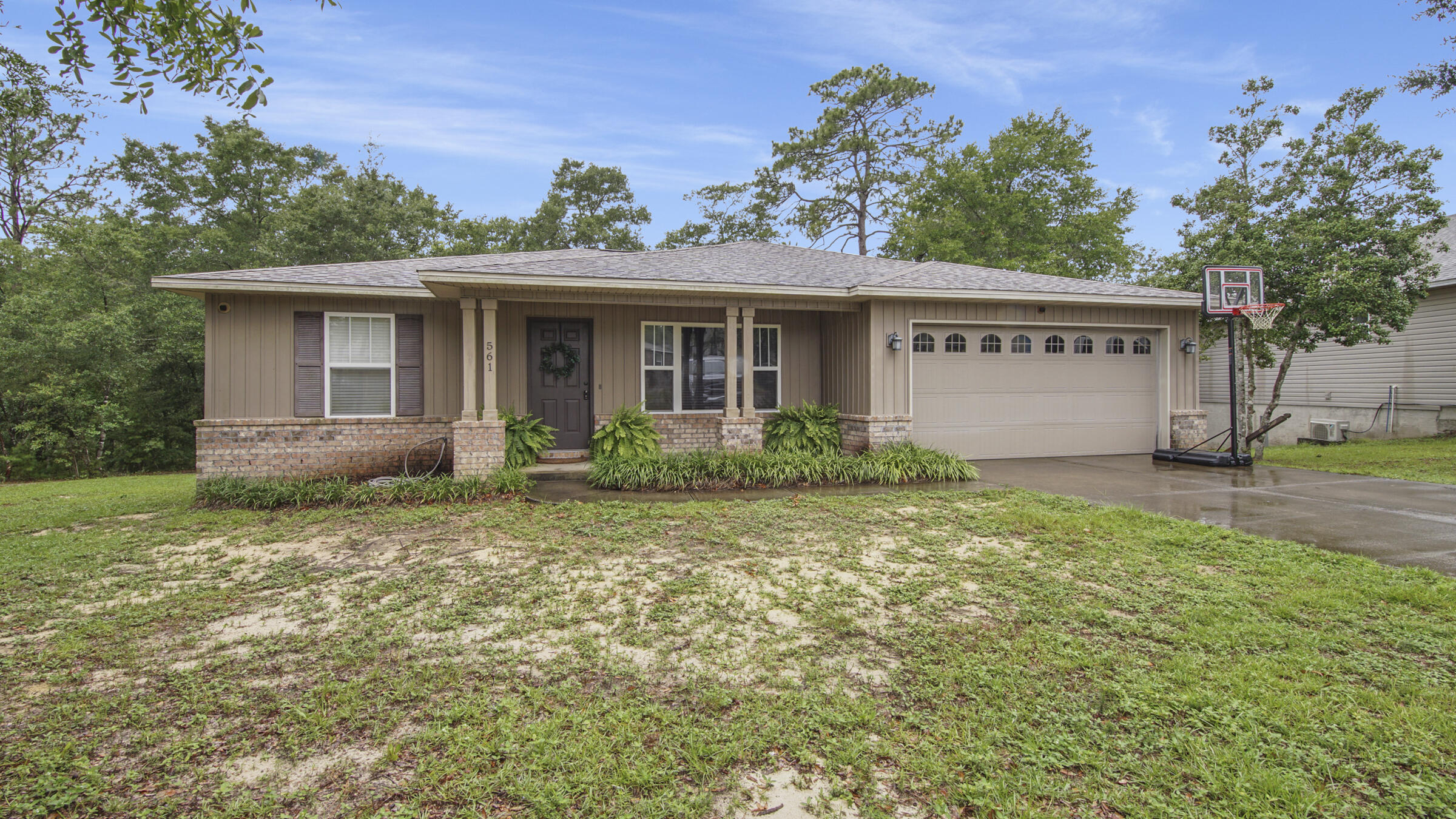 HUNTERS RIDGE - Residential