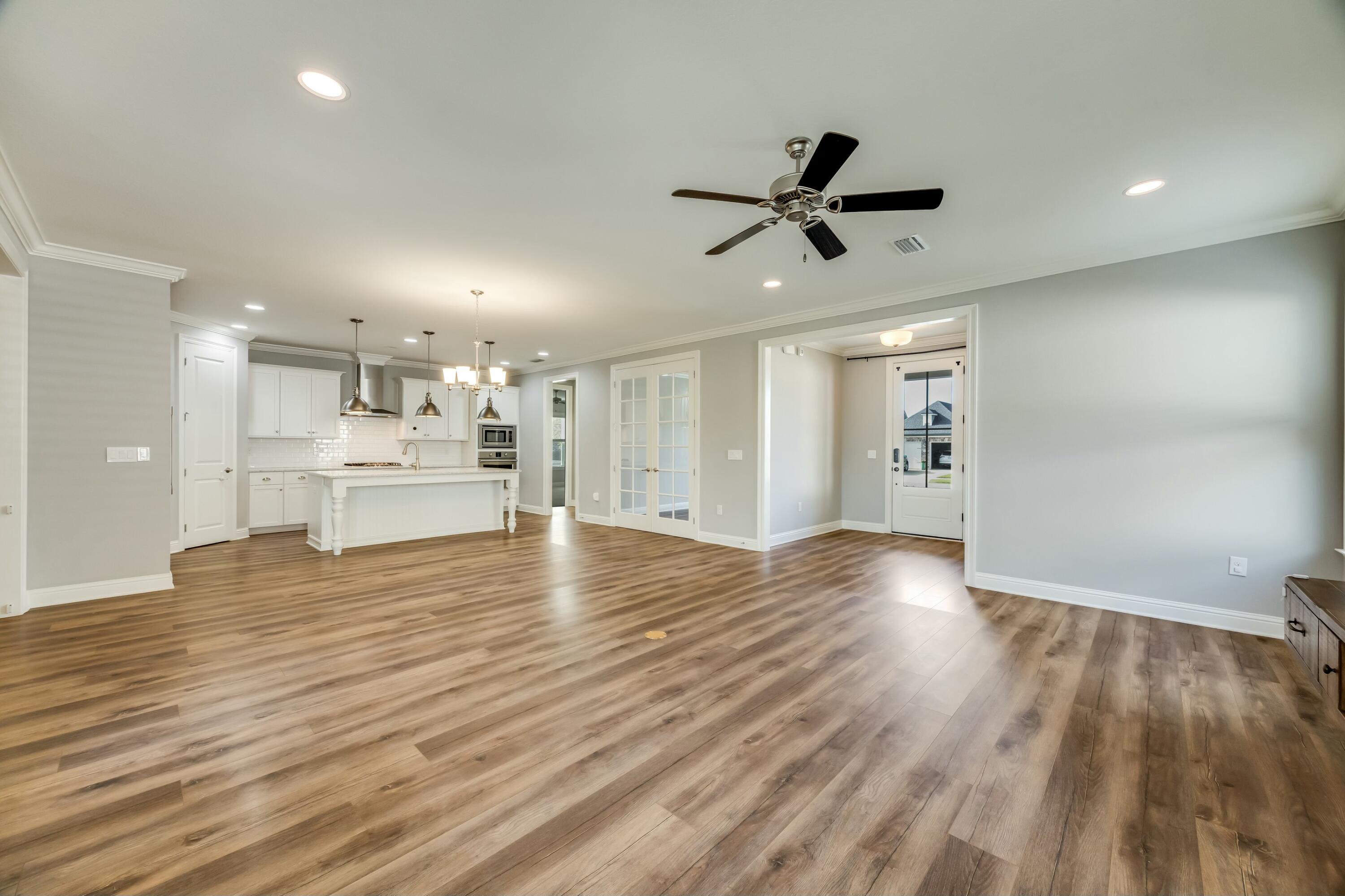 HAMMOCK BAY - Residential