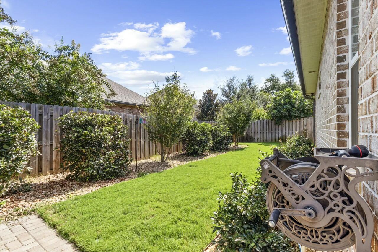 HAMMOCK BAY - Residential