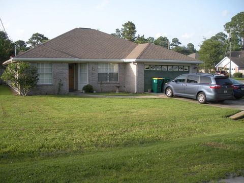 A home in Mary Esther