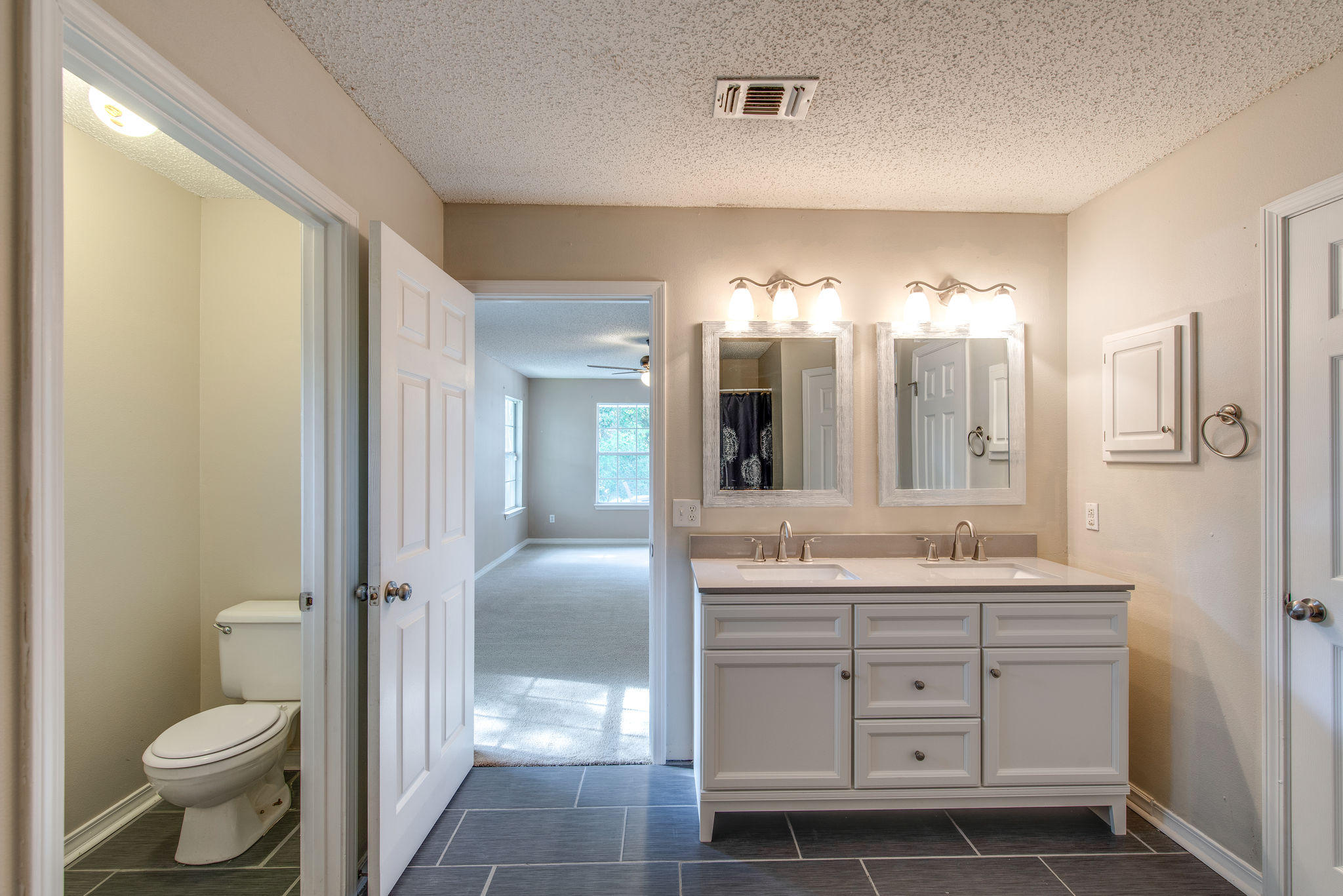 BLUE MOON ESTATES - Residential