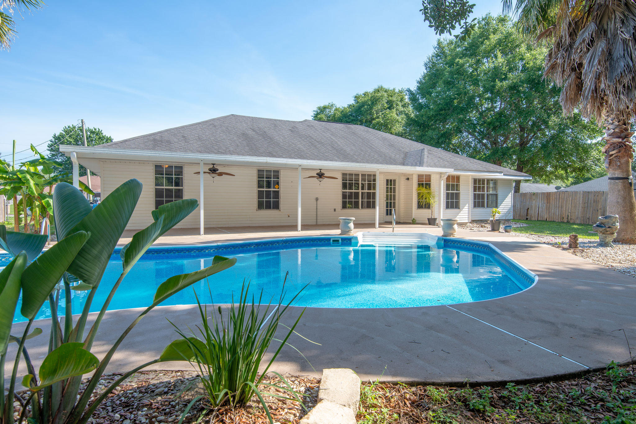 BLUE MOON ESTATES - Residential