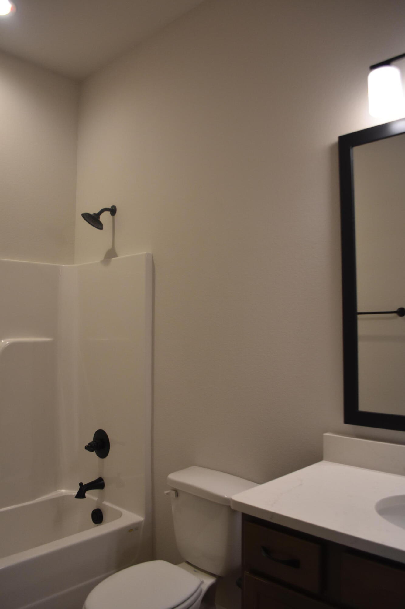 THE BLUFFS AT LAFAYETTE - Residential Lease