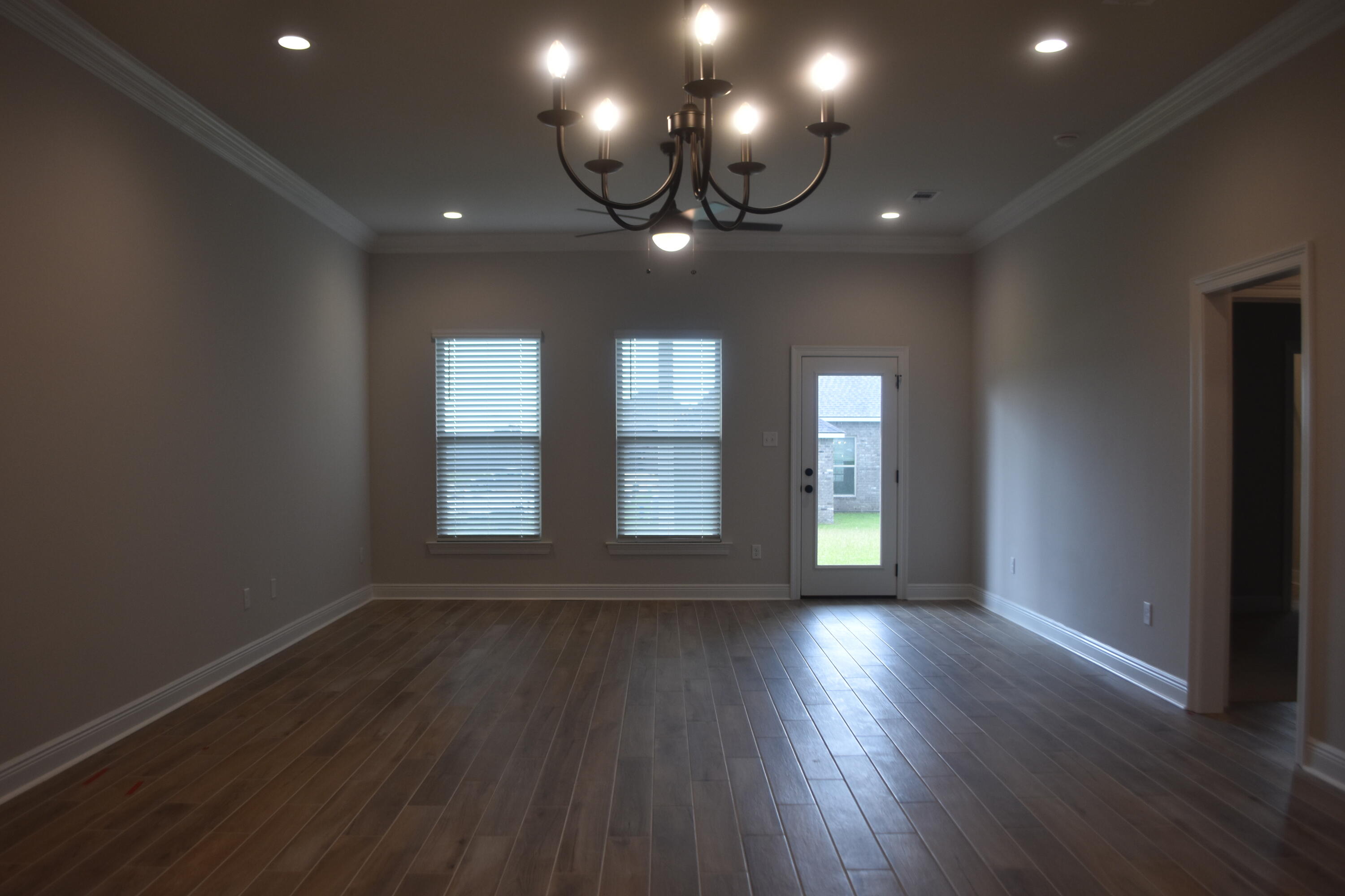 THE BLUFFS AT LAFAYETTE - Residential Lease