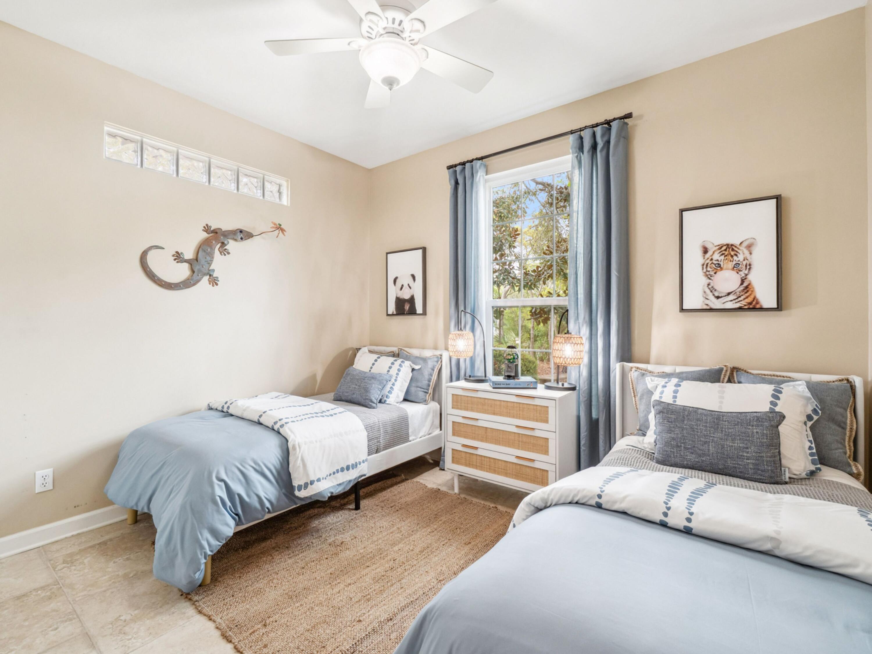 SEABREEZE 1ST ADDN - Residential