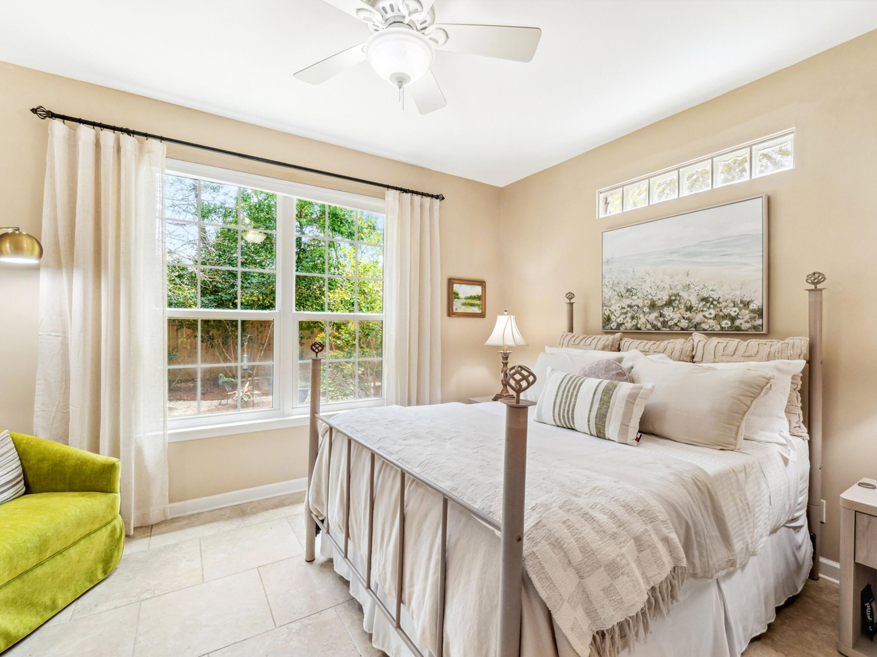 SEABREEZE 1ST ADDN - Residential